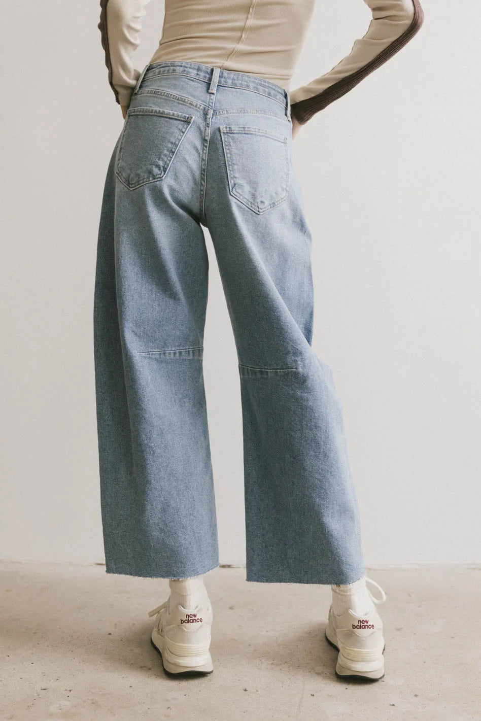 Juliette Barrel Jeans Women's Light Wash High Waist Distressed Denim Pants - Perfect for Casual Outfits, Street Style & Everyday Wear