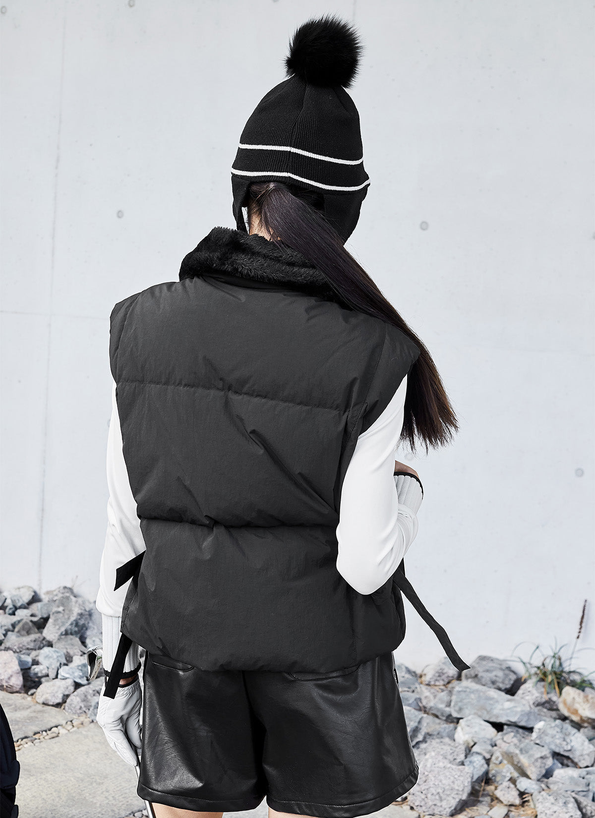 Women's Faux Fur Collar Goose Down Vest - Warm Winter Puffer Jacket for Outdoor Activities, Hiking & Casual Wear