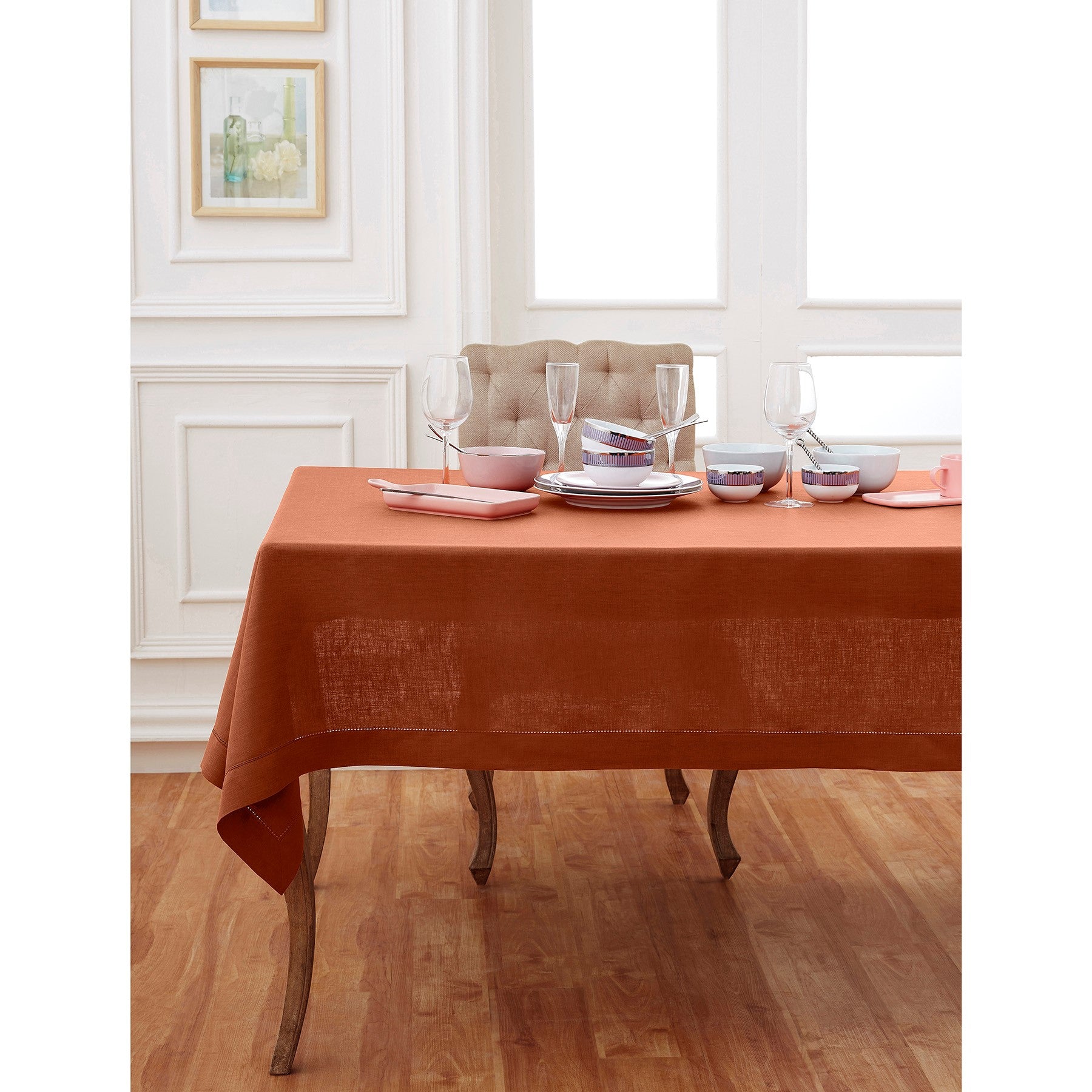 Elegant Classic Hemstitch Tablecloth - Premium Cotton Dining Table Cover for Formal & Casual Settings - Perfect for Weddings, Parties & Everyday Use