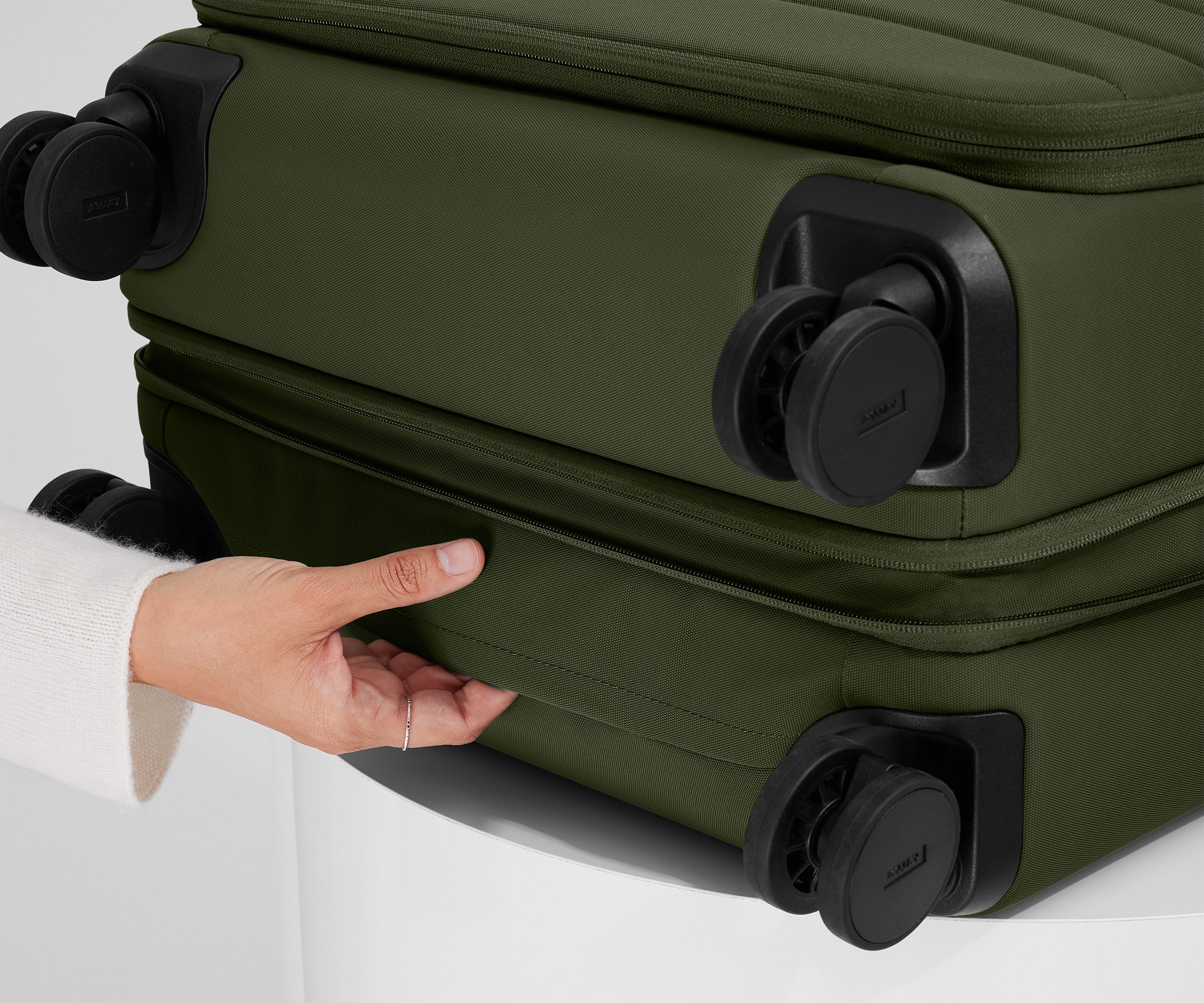 Premium Softside Medium Luggage in Olive Green - Lightweight & Durable Carry-On for Travel, Business Trips & Weekend Getaways