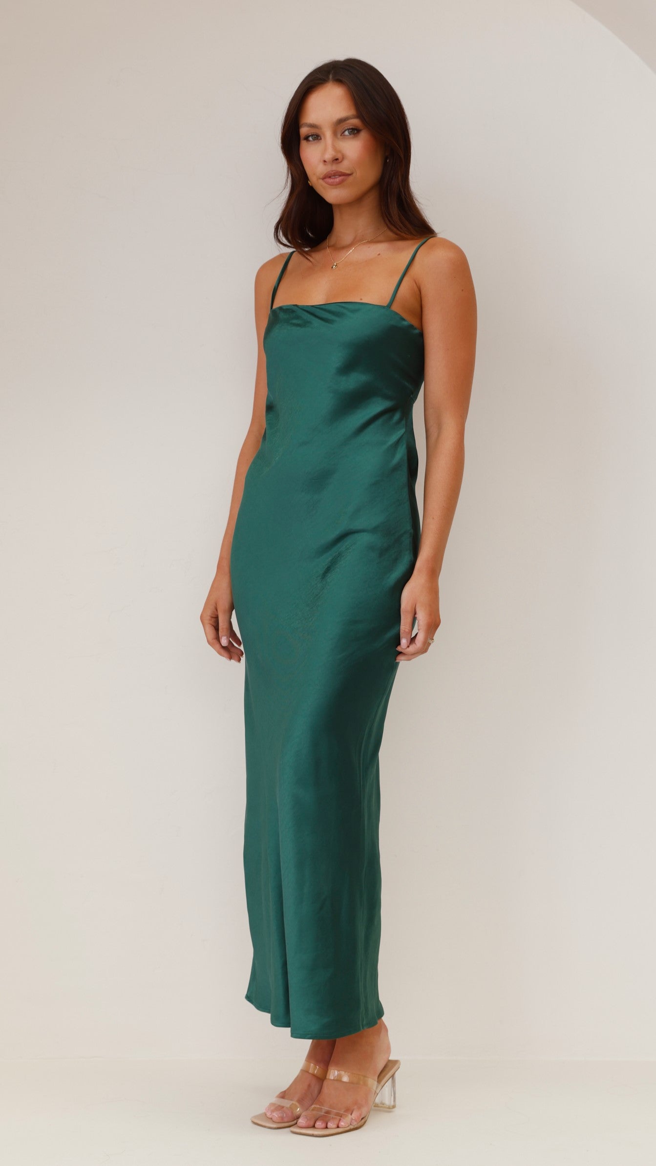 Keira Maxi Dress in Emerald Green - Elegant Long Flowy Dress for Women, Perfect for Weddings, Parties & Summer Vacations