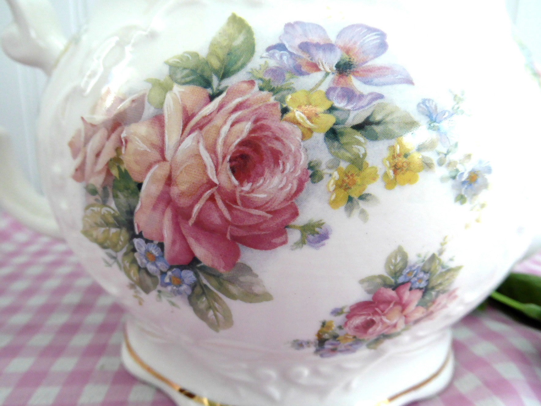Large English Bone China Teapot - Olympian Rose Royal Patrician Design (8 Cups Capacity) | Elegant Floral Tea Set for Afternoon Tea & Home Decor