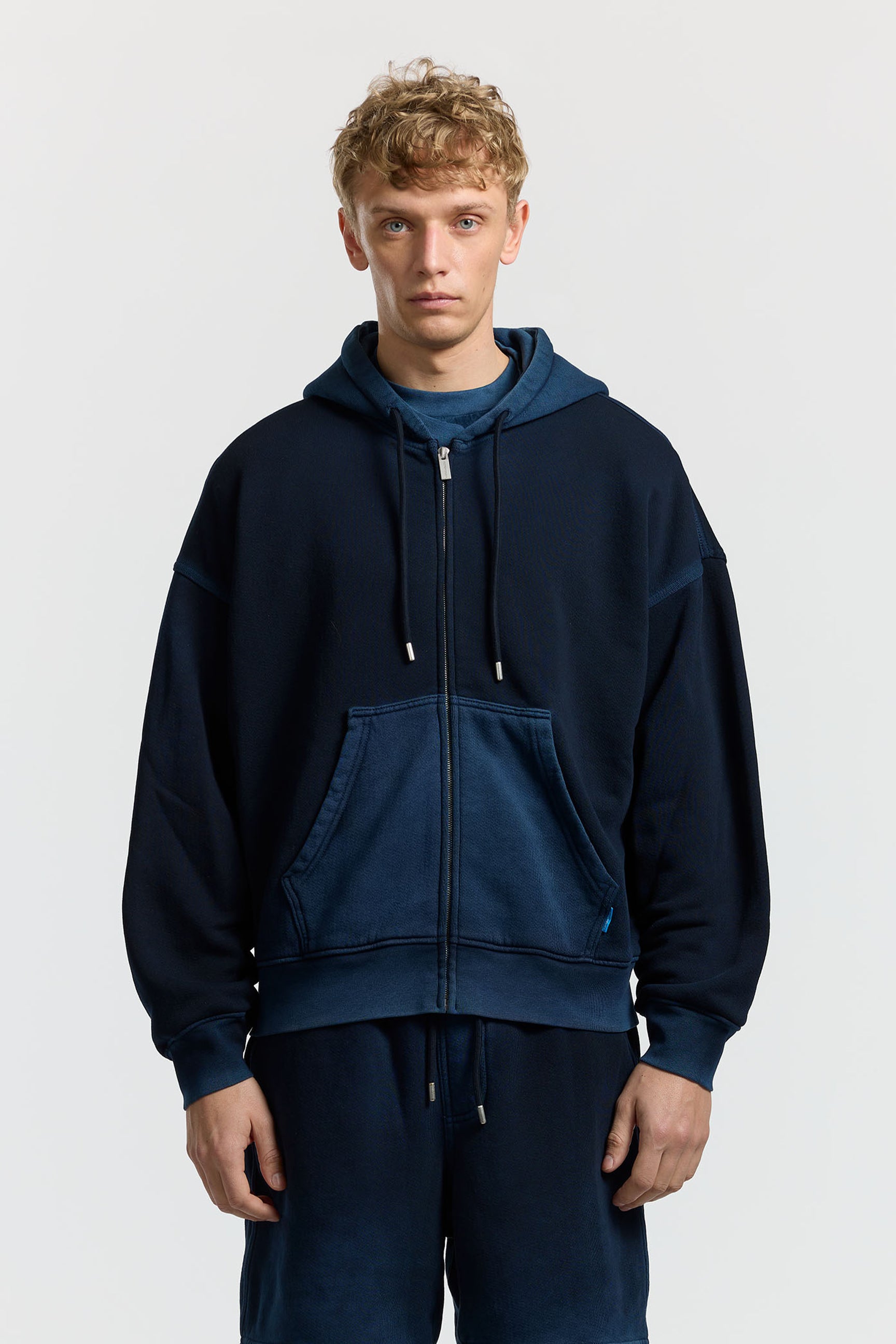 Boston Zip-Up Hoodie for Men & Women - Comfortable Fleece Pullover with Front Pockets - Perfect for Casual Wear, Gym, and Outdoor Activities
