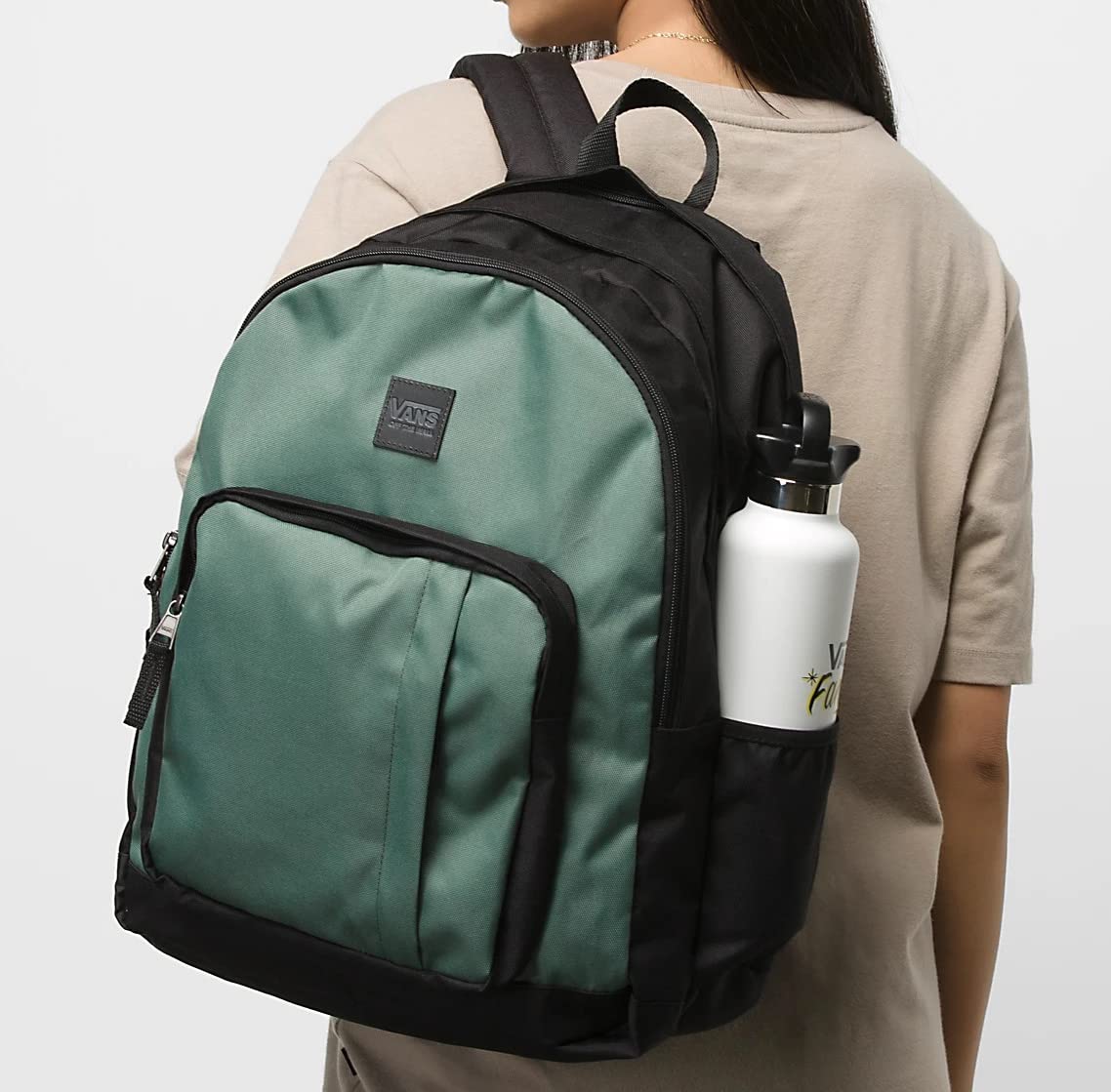 Vans In Session Backpack for Adults - Durable School & Travel Backpack for Men & Women - Perfect for College, Work & Outdoor Adventures