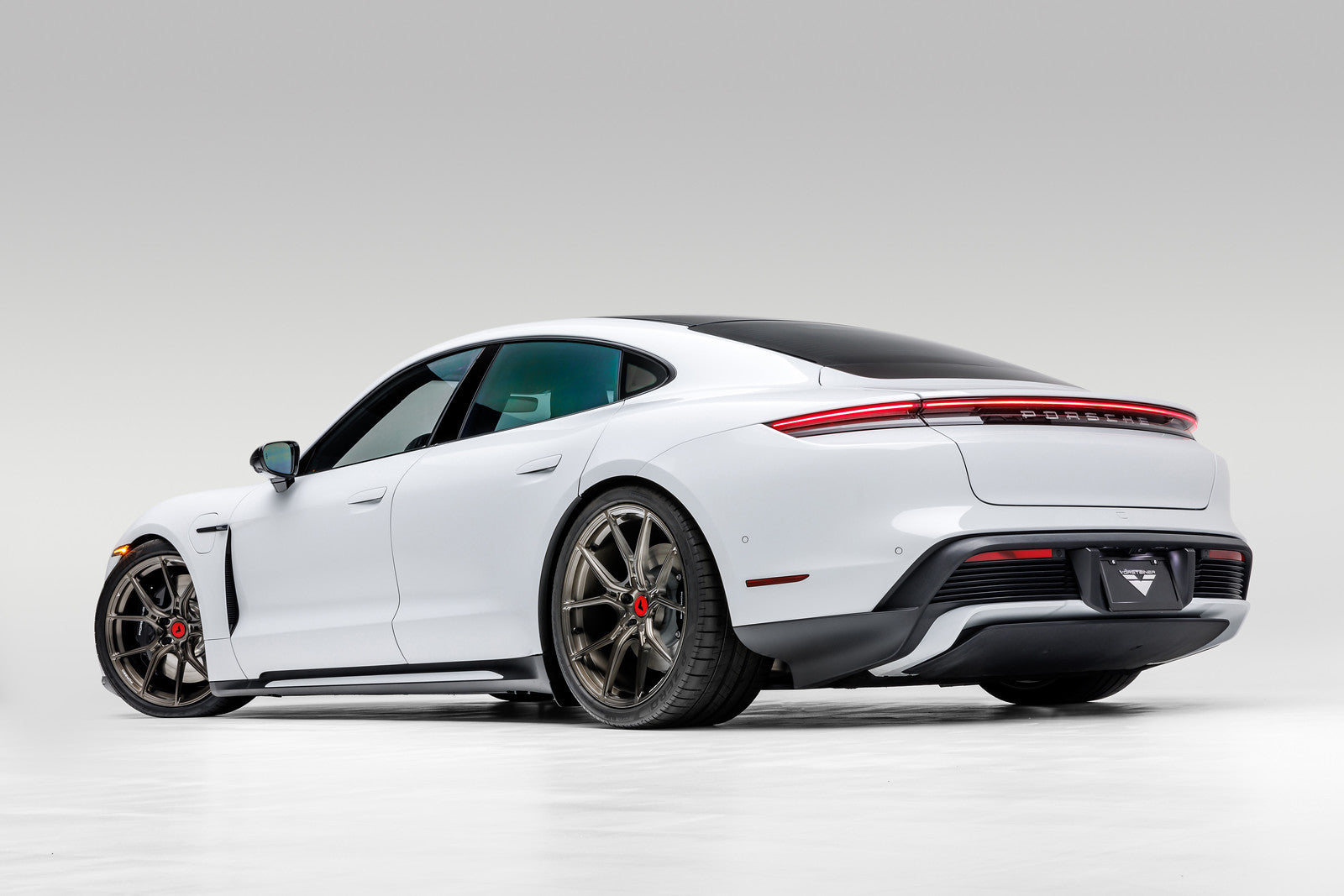 Porsche Taycan 21