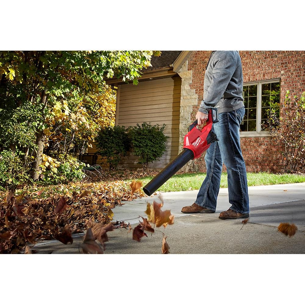 Milwaukee M18 FUEL 18V Cordless Leaf Blower - 450 CFM, 120 MPH, Brushless Motor, Battery Sold Separately - Perfect for Yard Cleanup, Driveway Clearing & Outdoor Debris Removal