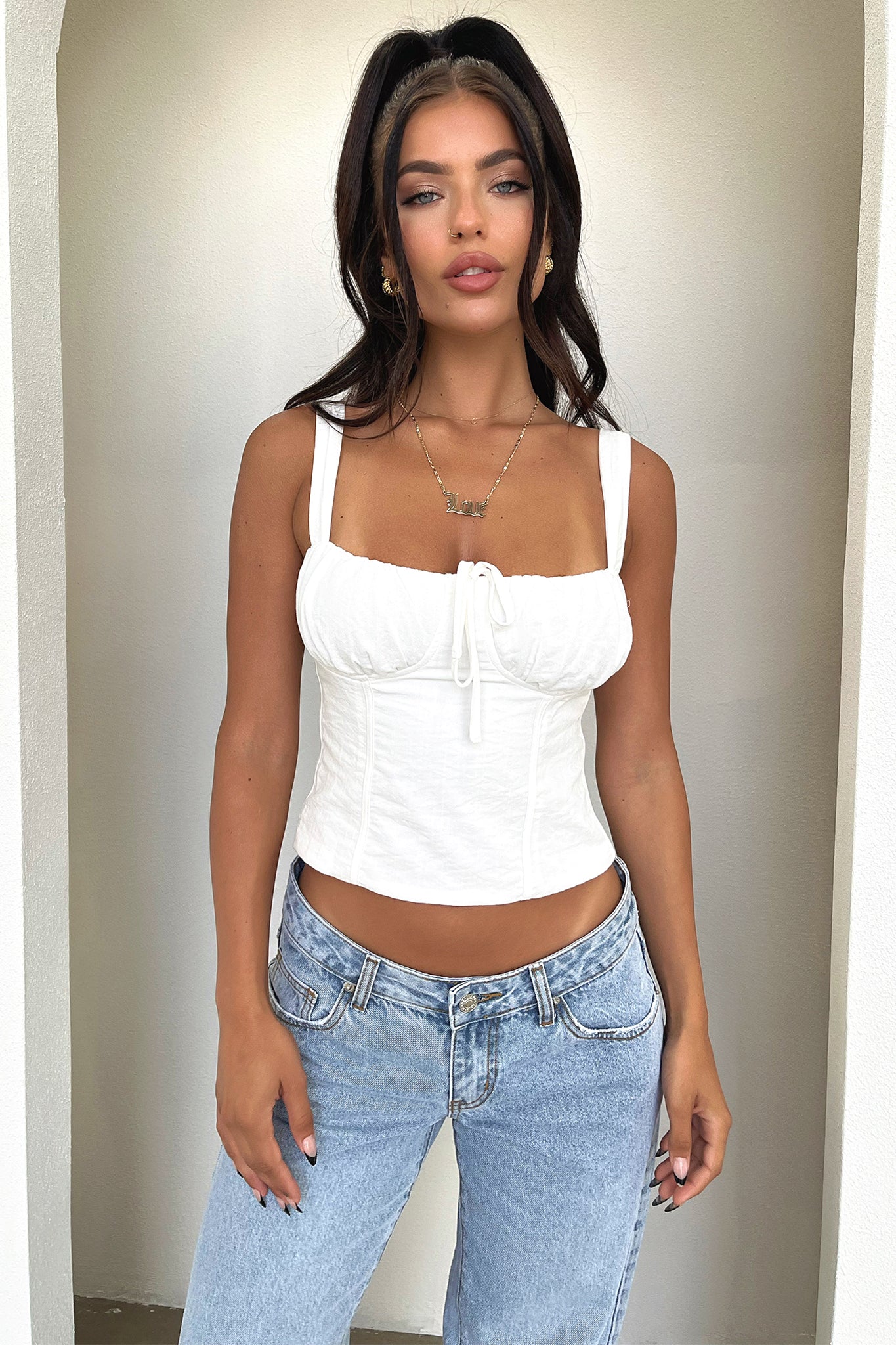 Danica Corset - Elegant White Corset for Women | Vintage Lace-Up Bustier | Perfect for Weddings, Cosplay & Burlesque Shows