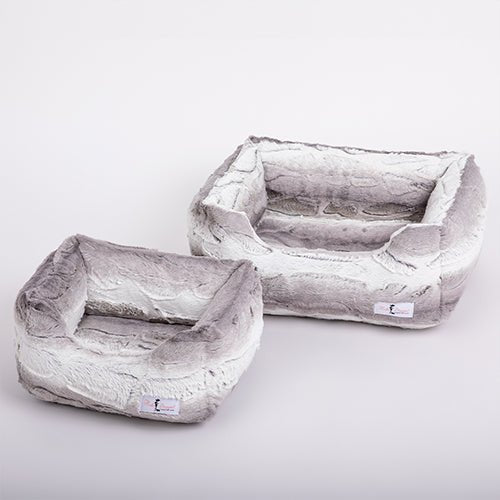 Luxury Angora Cashmere Dog Bed - Soft & Warm Pet Bed for Small & Medium Dogs - Perfect for Winter & Indoor Use