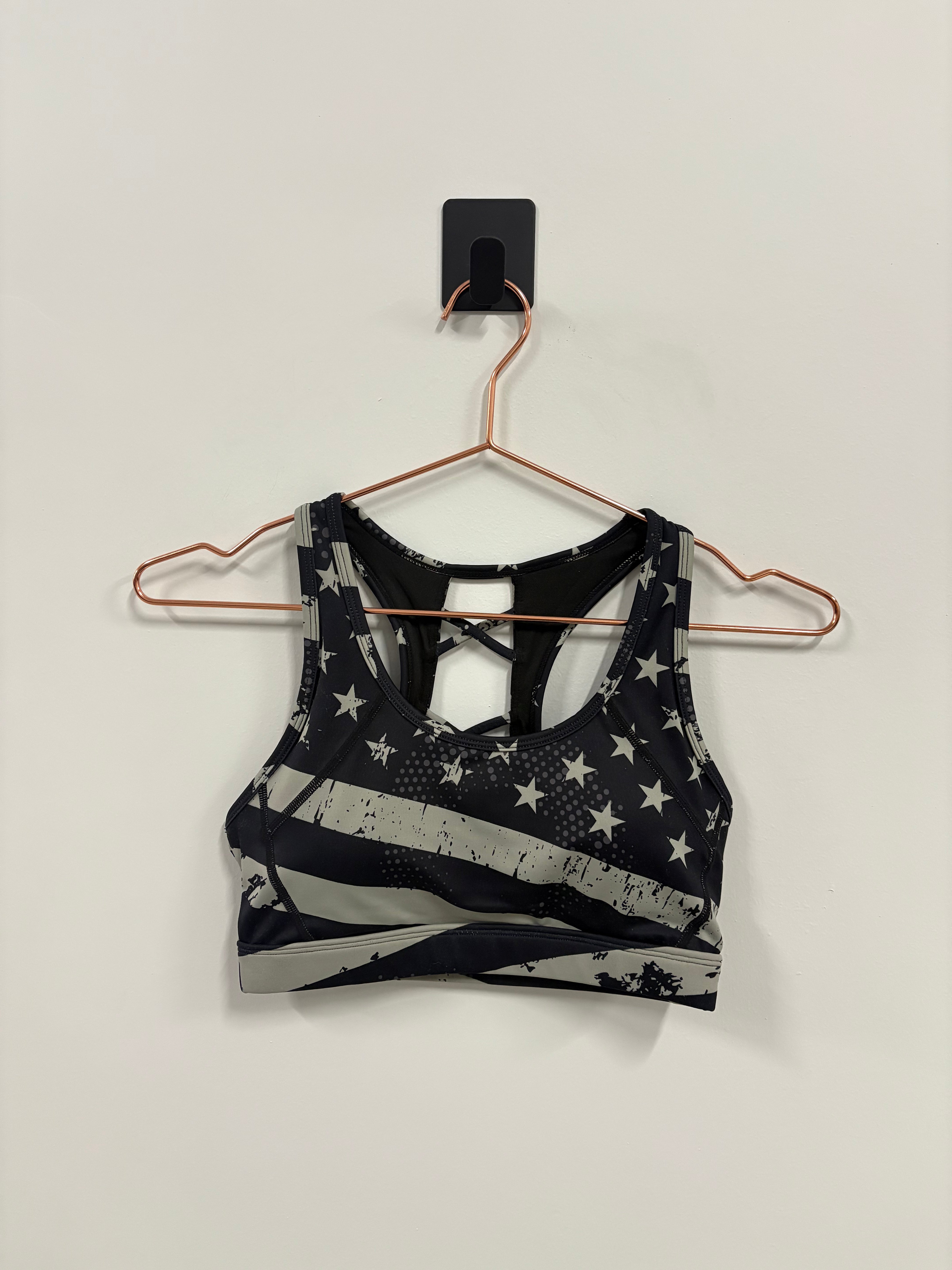 Empowered Bra for Women - Comfortable & Supportive Black/Grey Sports Bra - Small Size - Perfect for Yoga, Running & Workouts