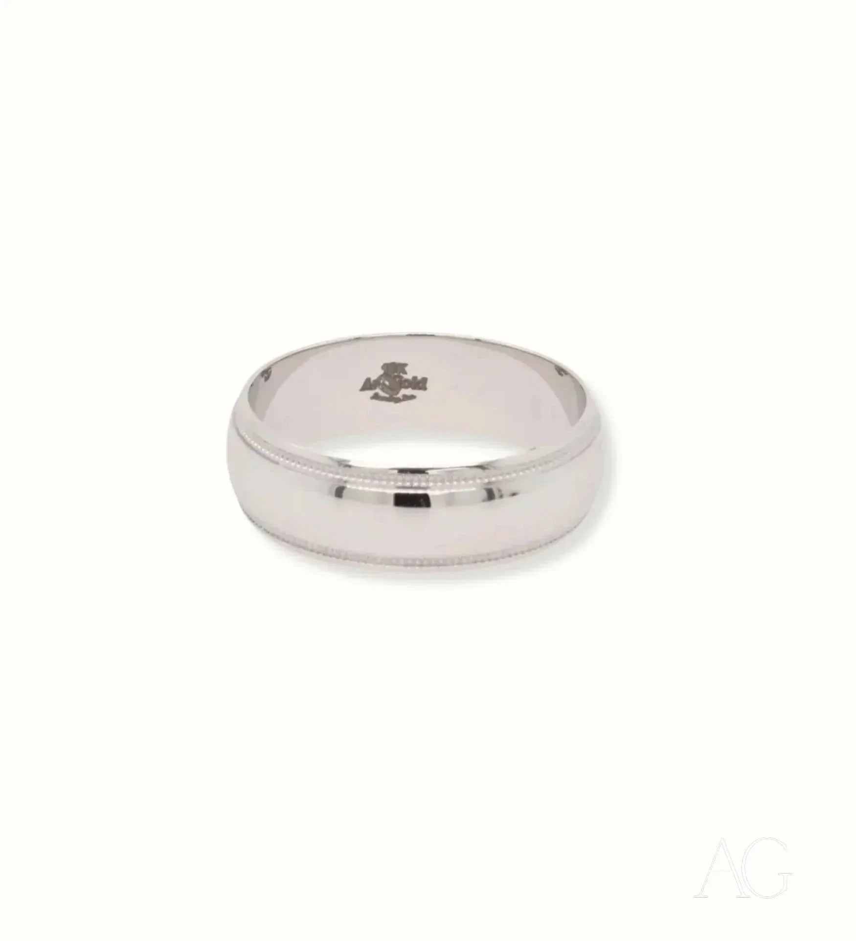 Elegant White 18k Gold Wedding Band for Women - Classic & Timeless Engagement Ring for Brides - Perfect for Weddings, Anniversaries & Special Occasions