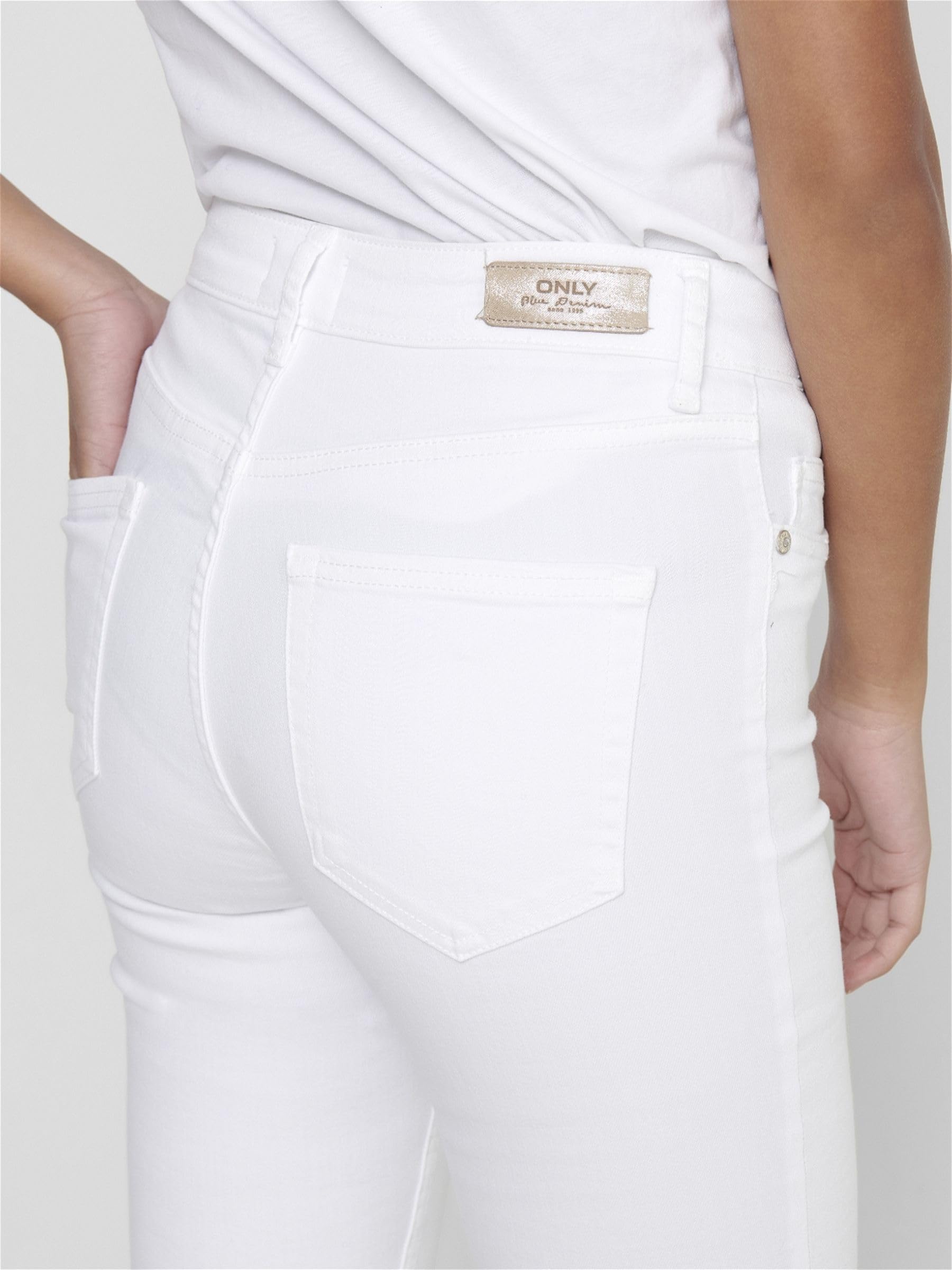 ONLY Women's High Waist Skinny Jeans - ONLBLUSH Medium Rise Stretch Denim Pants for Casual & Night Out | Slim Fit Comfortable Jeans for Everyday Wear