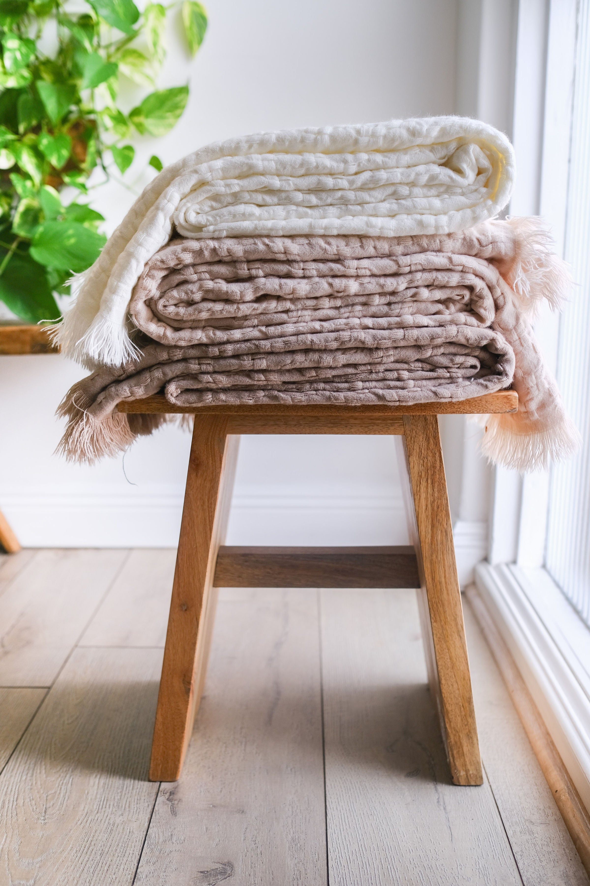 Delphine Oversized Throw Blanket - Soft & Cozy Large Knit Blanket for Couch, Bed, and Sofa - Perfect for Lounging, Napping, and Home Decor