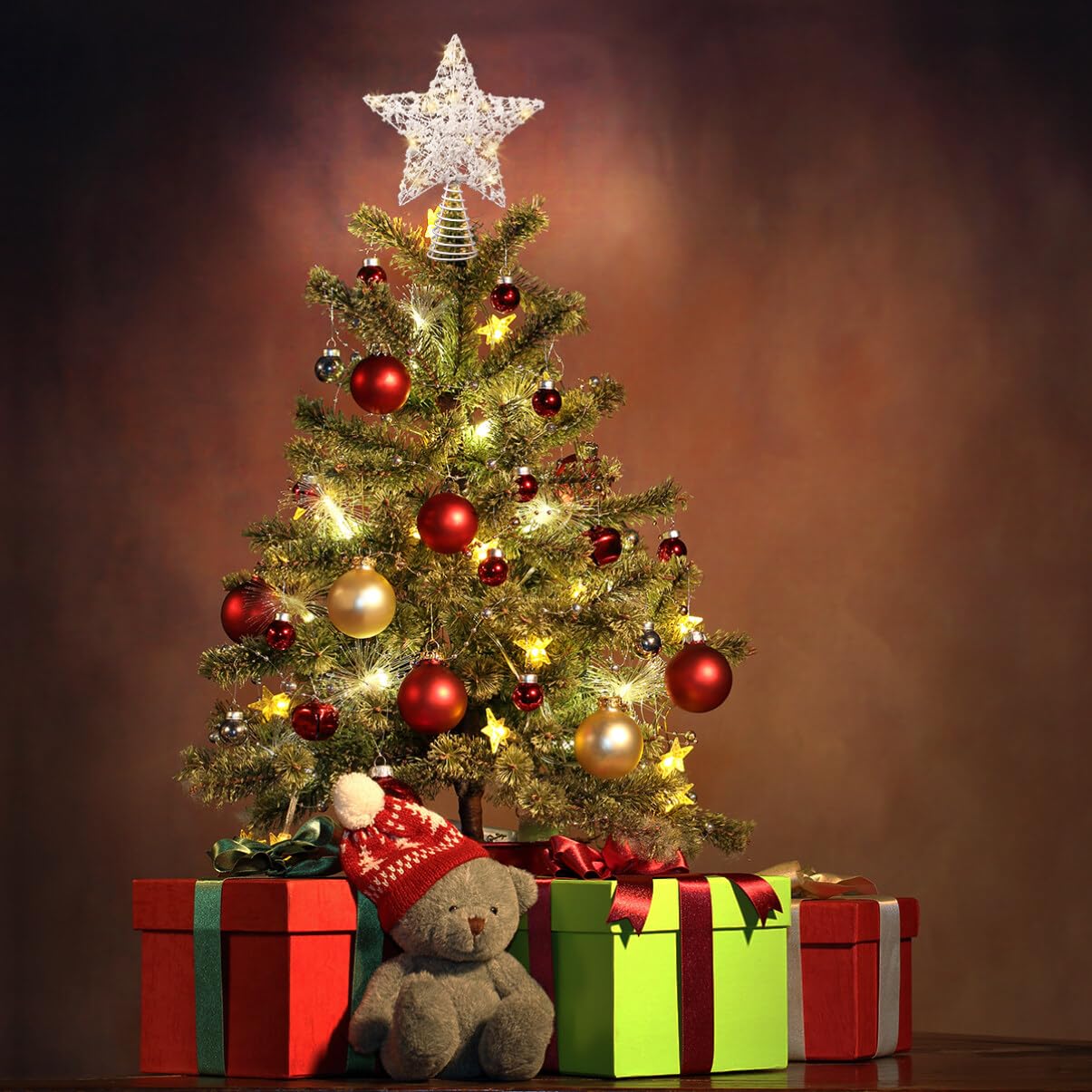 Unomor Christmas Star Tree Topper - 15 LED Lights with White Cotton Balls & Hollow Metal Design | Battery Operated Holiday Decor for Xmas Trees, Home, Party & Festive Celebrations