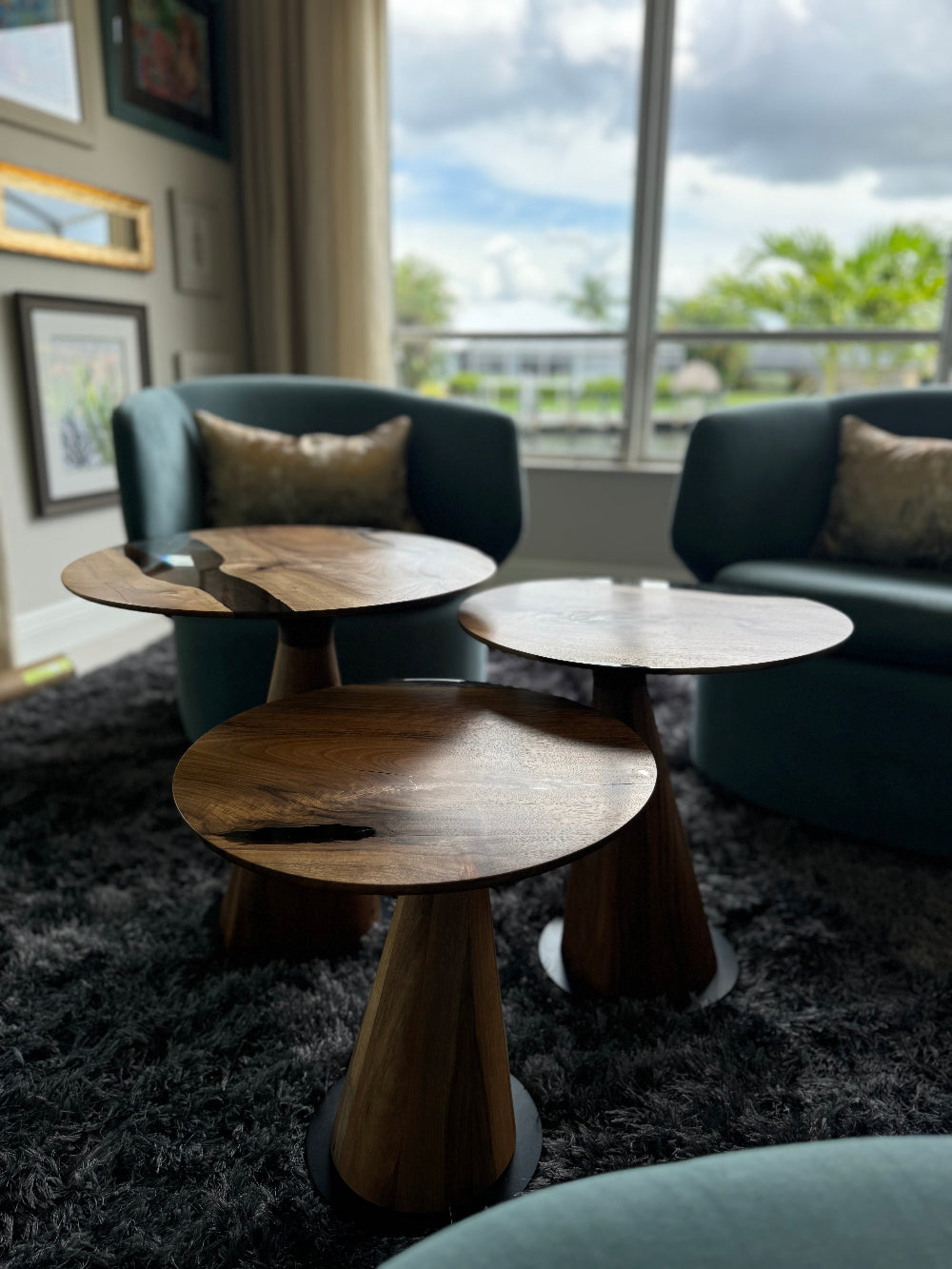 Handcrafted Walnut & Epoxy Resin Mushroom Side Table - Modern End Table for Living Room, Bedroom, or Office Decor - Unique Home Accent Furniture for Small Spaces
