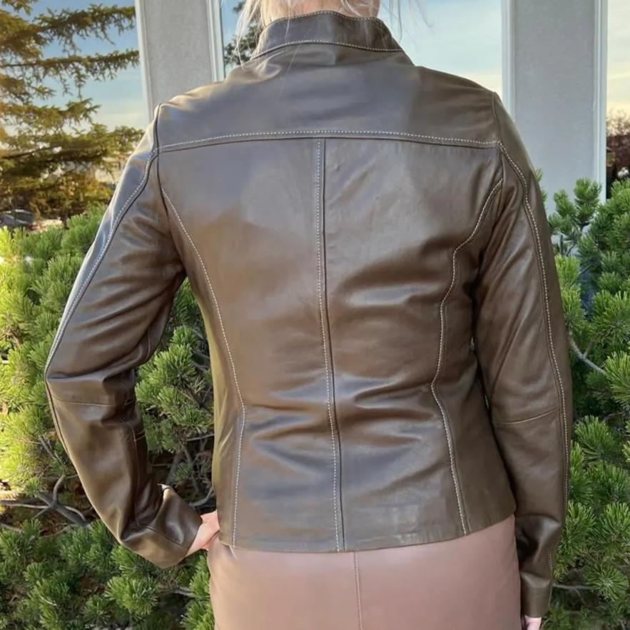 Women's Snap Collar Lamb Leather Jacket - Genuine Plonge Leather, Stylish & Comfortable for Casual Outings, Date Nights & Fall Fashion