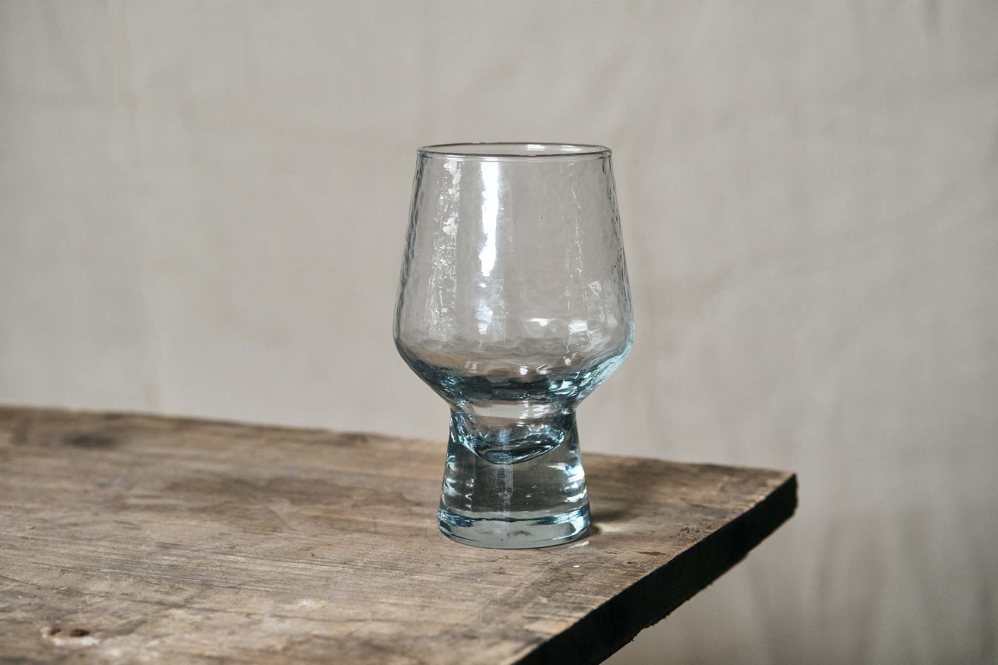 Thick Stem Wine Glasses Set of 4 - Elegant Heavy Base Goblets for Red Wine, White Wine & Cocktails - Perfect for Dinner Parties, Weddings & Home Bar Decor