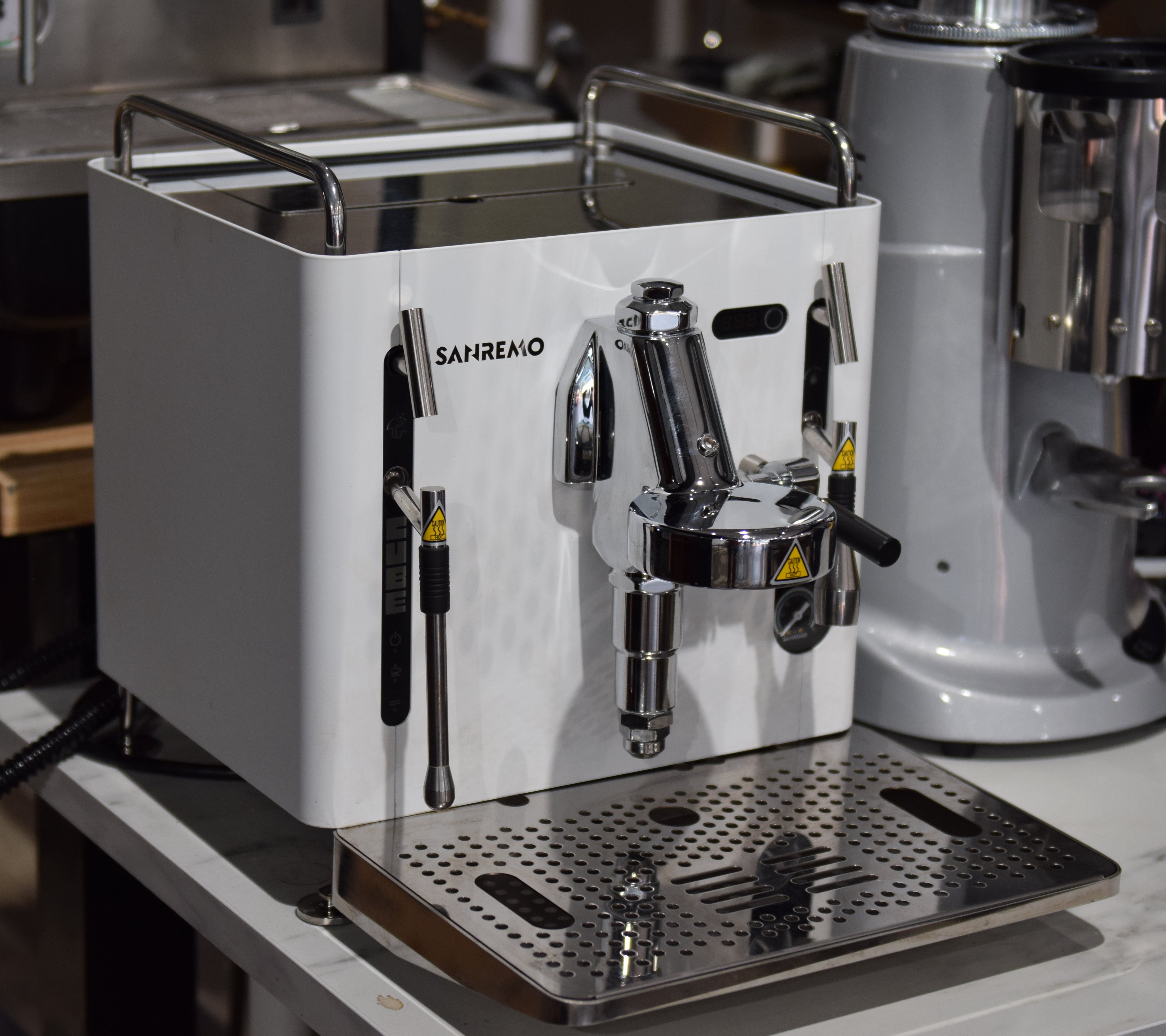 Sanremo CUBE White Espresso Machine - Premium Used Commercial Coffee Maker for Cafes, Restaurants & Home Baristas