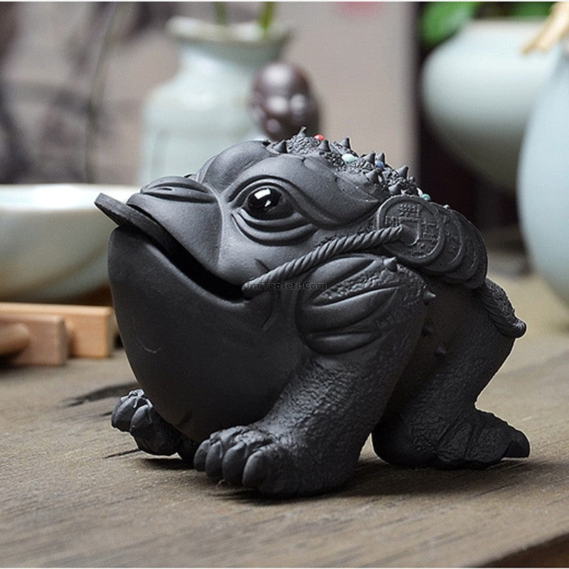 Authentic Yixing Clay Toad Tea Pet - Handcrafted Chinese Ceramic Tea Companion for Gongfu Tea Ceremony | Perfect Gift for Tea Lovers & Collectors | Use for Tea Brewing Rituals & Home Decor