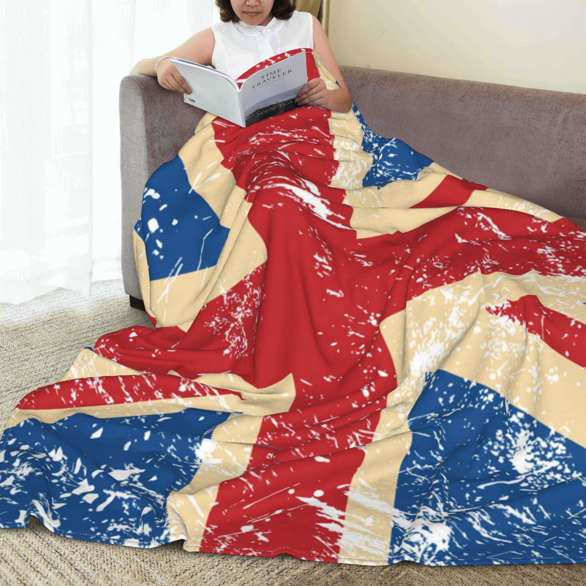 Lightweight Flannel Blanket - Small & Large Summer Cool Throw - UK Retro British Flag Design - Soft Fleece Blanket for Couch, Bed, Sofa & Chair - Queen & King Size - Perfect for Picnics, Travel & Home Decor