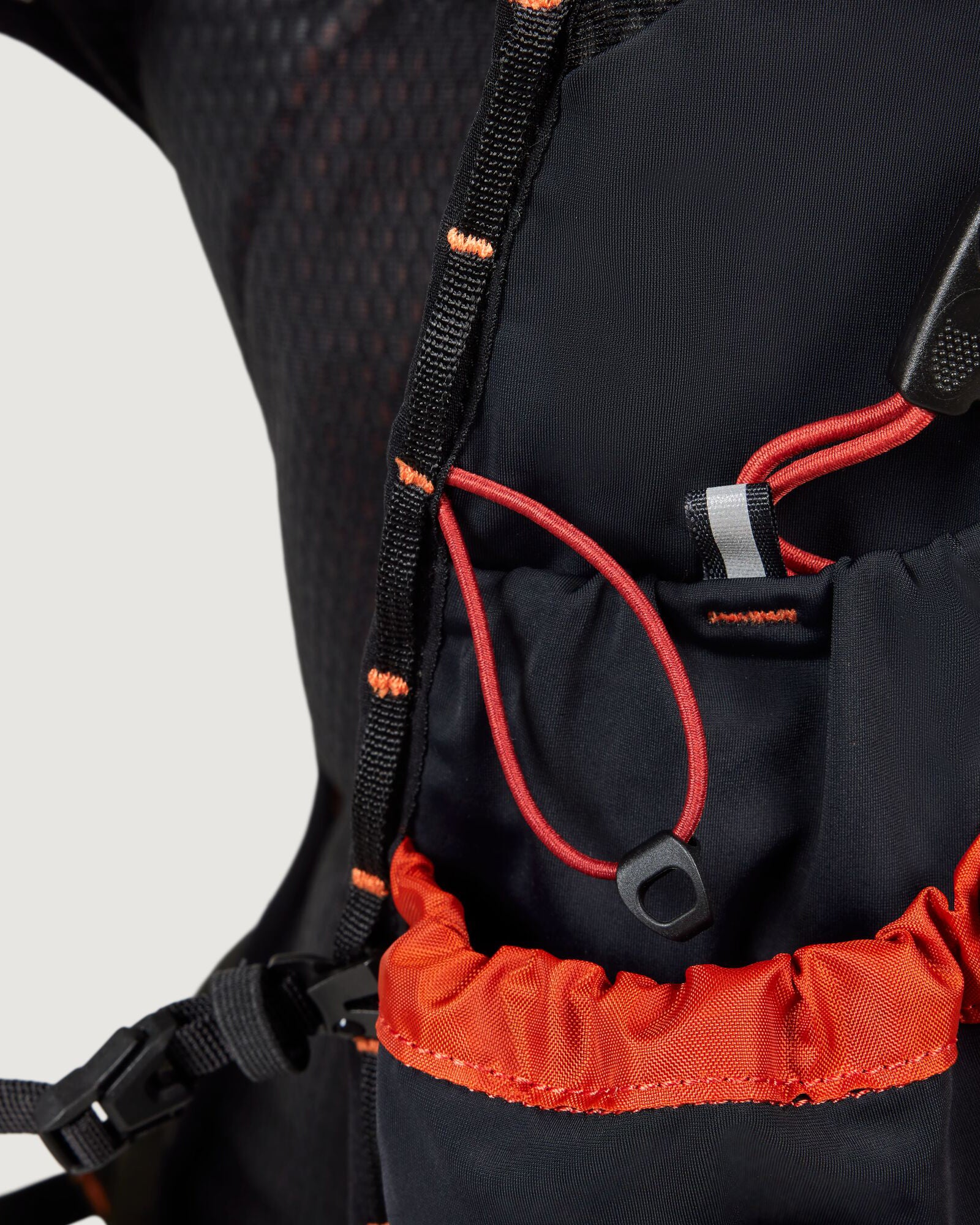 Veos Trail Running Vest for Men & Women - Hydration Pack with Water Bottle Pockets, Lightweight & Breathable for Hiking, Jogging, Outdoor Sports - Dark Moss Green