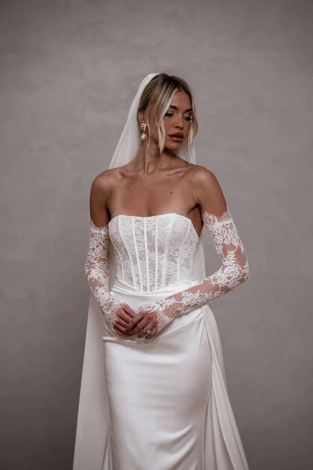 Elegant Chantilly Lace Sleeves for Dresses & Blouses - Perfect for Weddings, Parties & Special Occasions