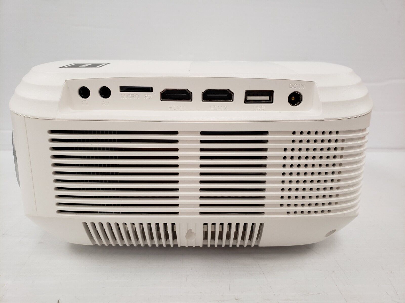 RCA RPJ138 1080P HD Home Theater Projector - Portable Movie Projector for Indoor & Outdoor Use, Perfect for Movies, Gaming, and Presentations