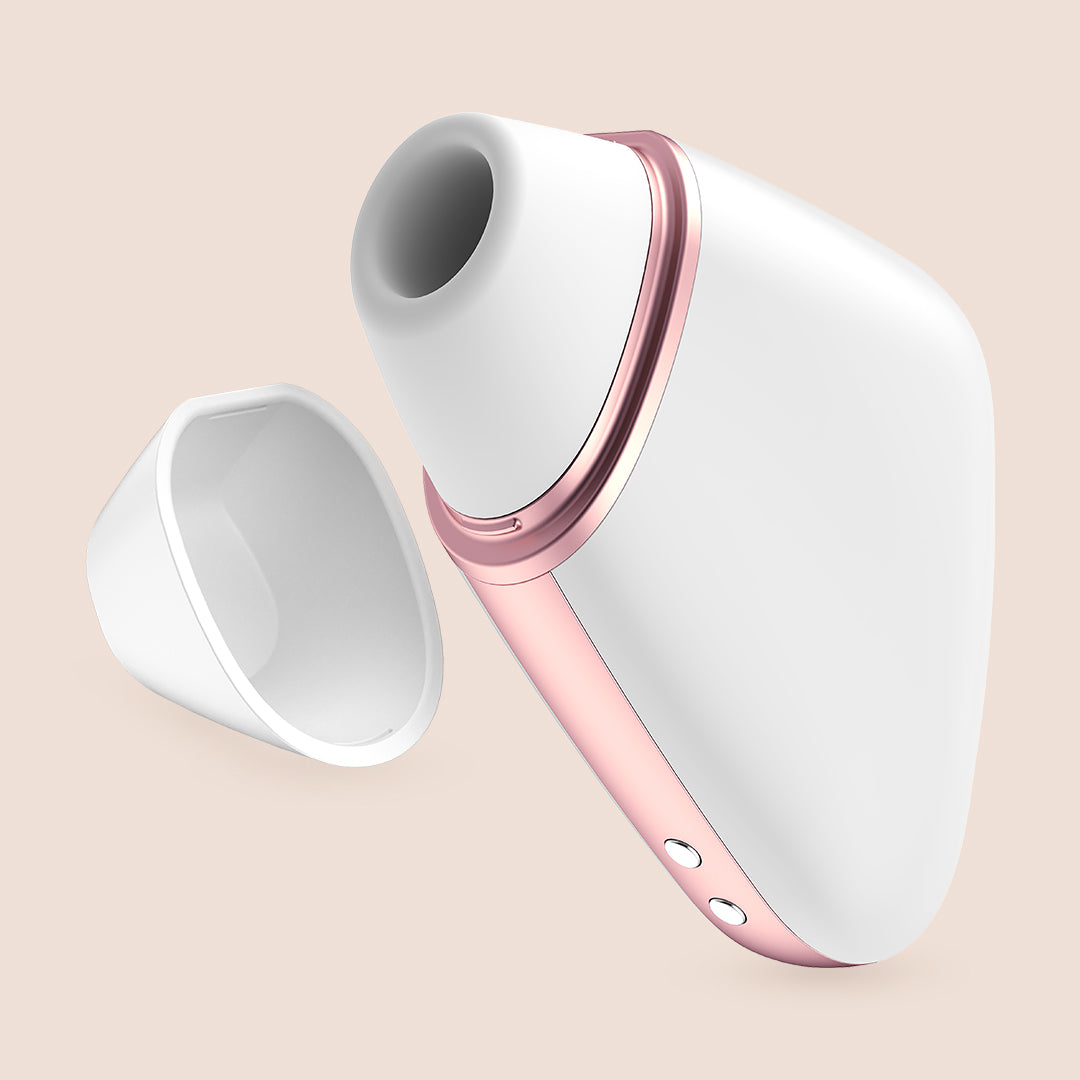 Satisfyer Love Triangle - Air Pulse Stimulation & Vibrations with Travel Cap | Clitoral Stimulator for Women | Perfect for Travel & Discreet Use