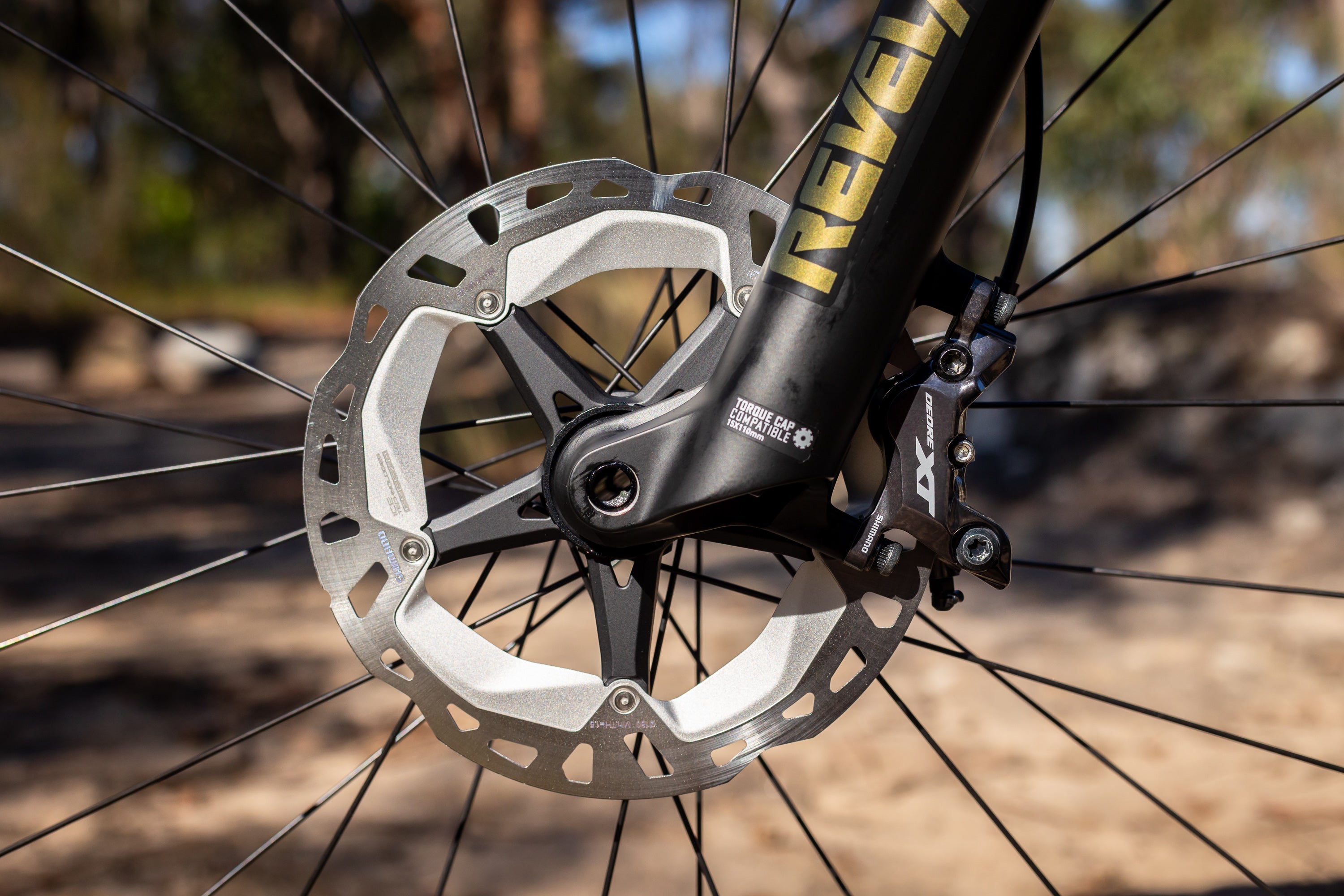 Premium XF 999 TR Carbon Fiber Mountain Bike - Lightweight & Durable for Trail Riding & Off-Road Adventures