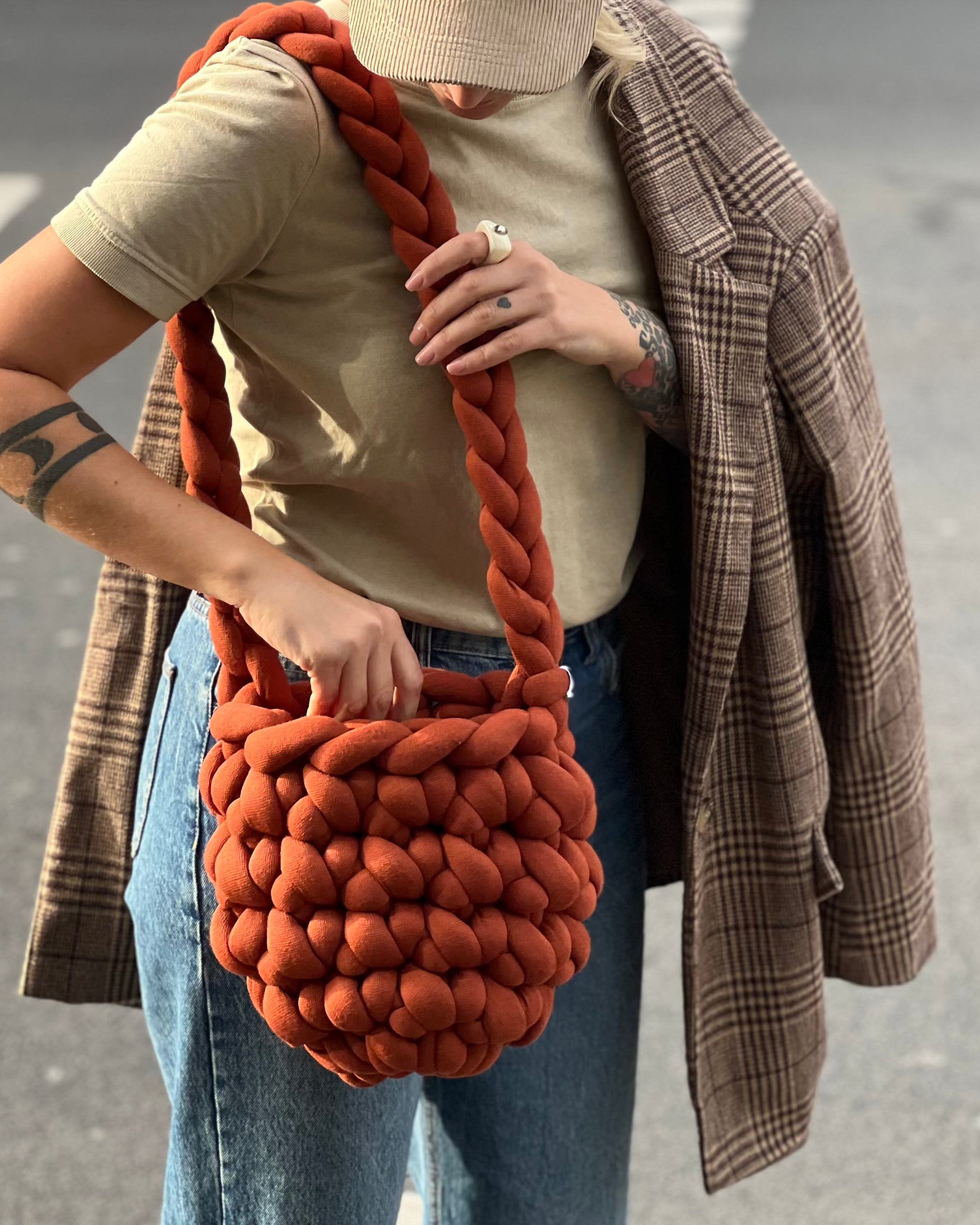 Stylish Big Knot Shoulder Bag for Women - Fashionable Crossbody Purse with Adjustable Strap, Perfect for Work, Travel & Daily Use