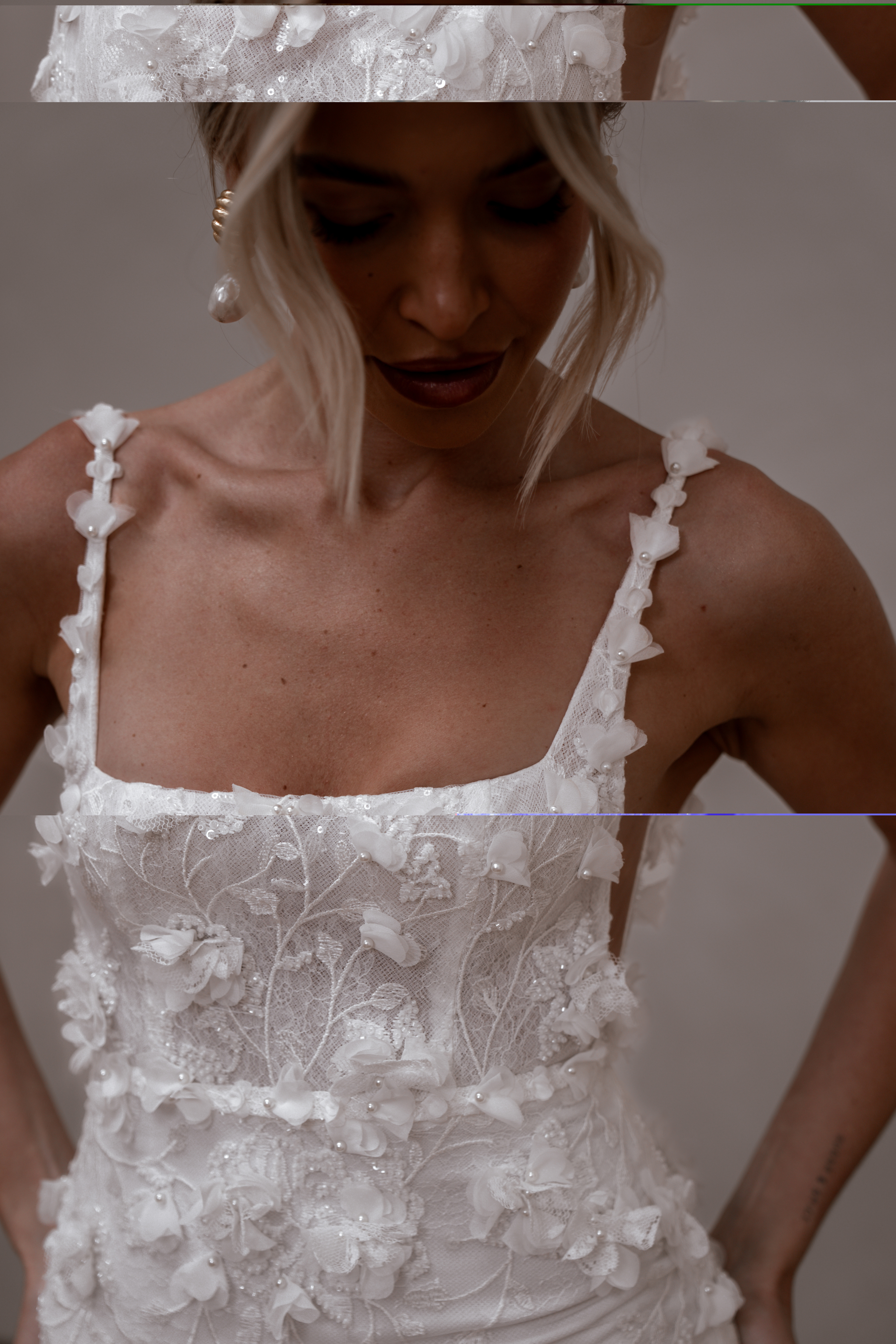 Elegant Chantilly Lace Fabric - Premium Quality for Wedding Dresses, Bridal Veils & DIY Crafts | Perfect for Romantic Decorations & Special Occasions