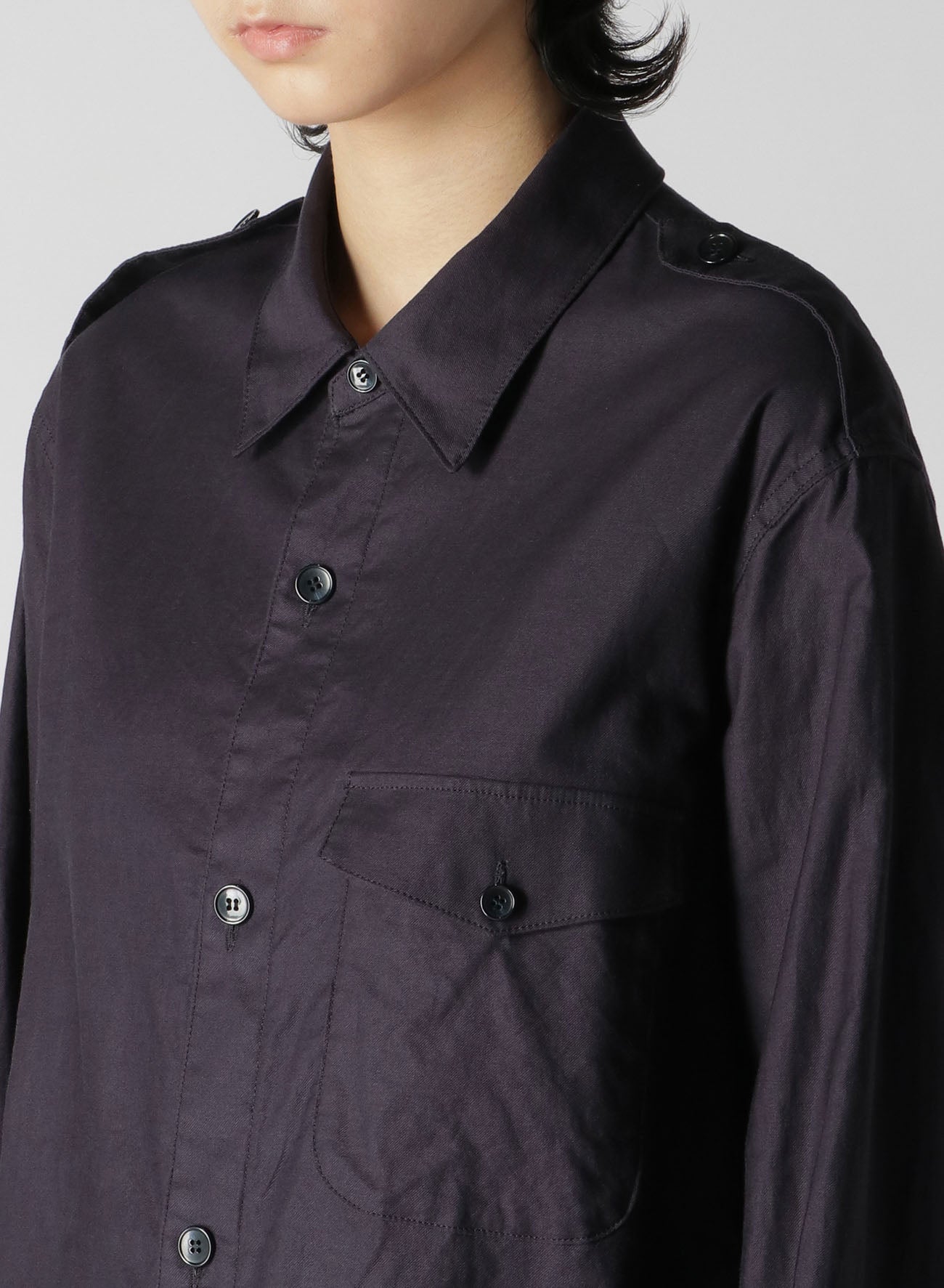 Premium Cotton Twill Shirt with Epaulettes for Men - Classic Military Style Casual Wear for Office, Travel & Outdoor Adventures