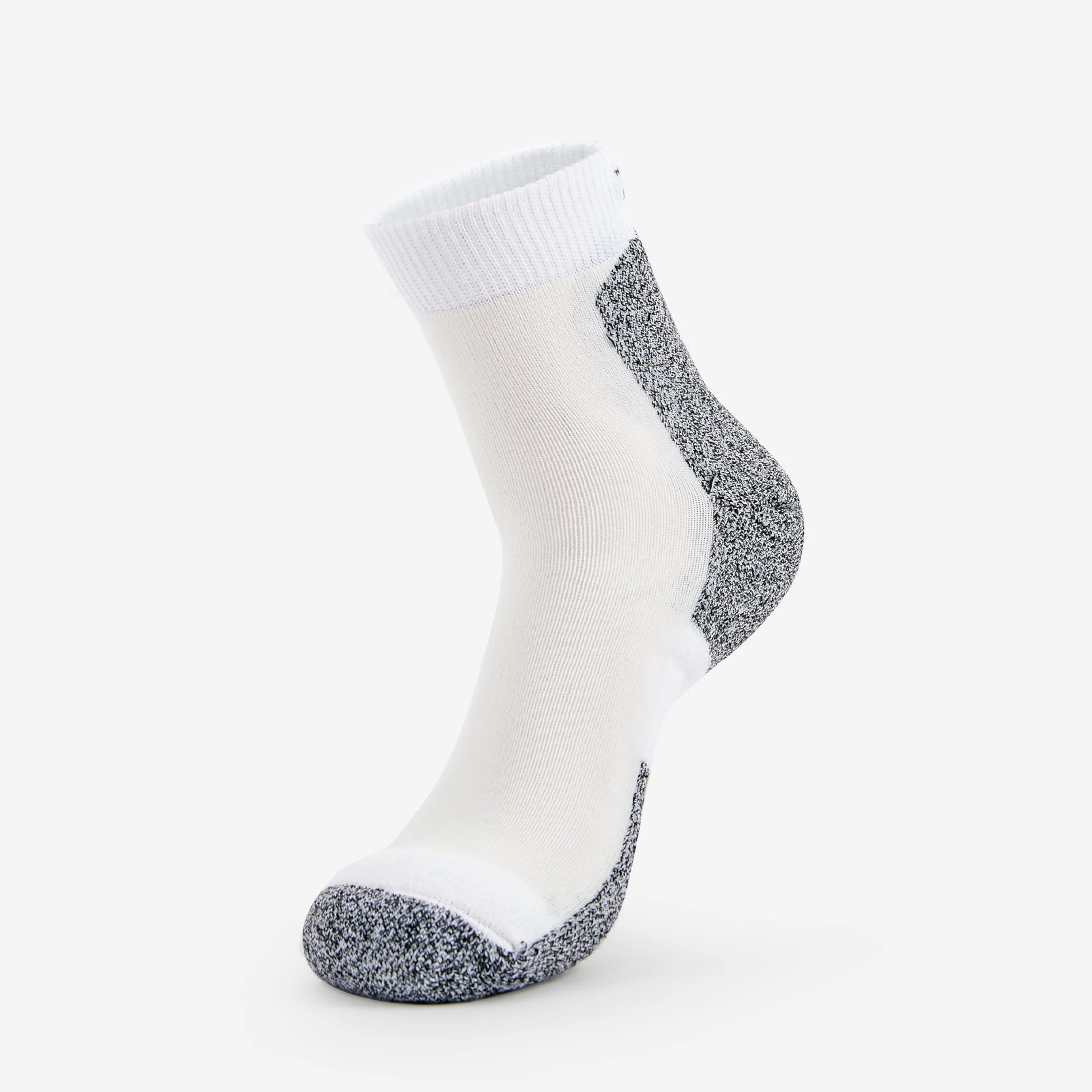 Thorlos Women's LRMXW Thin Cushion Running Ankle Socks - Lightweight Performance Socks for Marathon, Jogging & Gym Workouts - Perfect for Runners & Athletes
