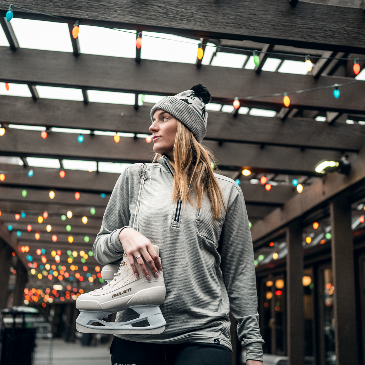 Bauer FLC Textured Half Zip Senior Hockey Pullover - Warm & Breathable Performance Wear for Ice Hockey Training & Outdoor Sports
