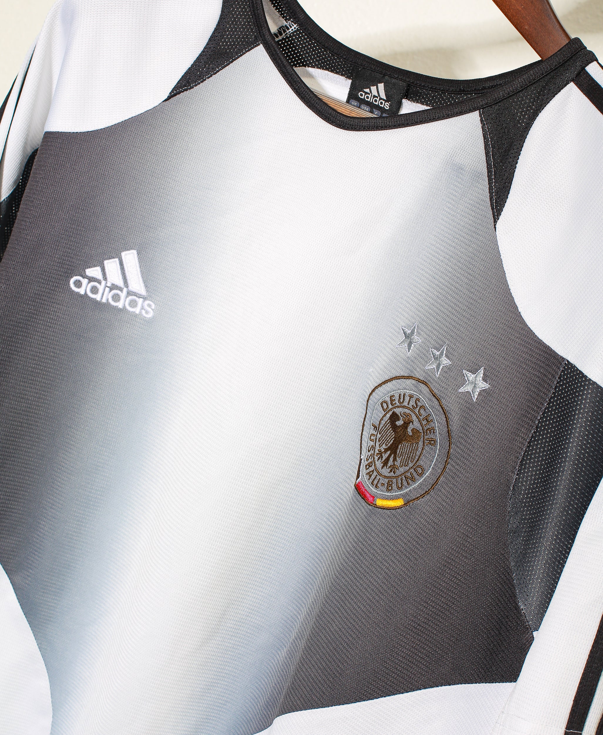 2004 Germany National Team Soccer Jersey - Authentic Replica Training Shirt (Large) - Perfect for Fans, Collectors & Match Days