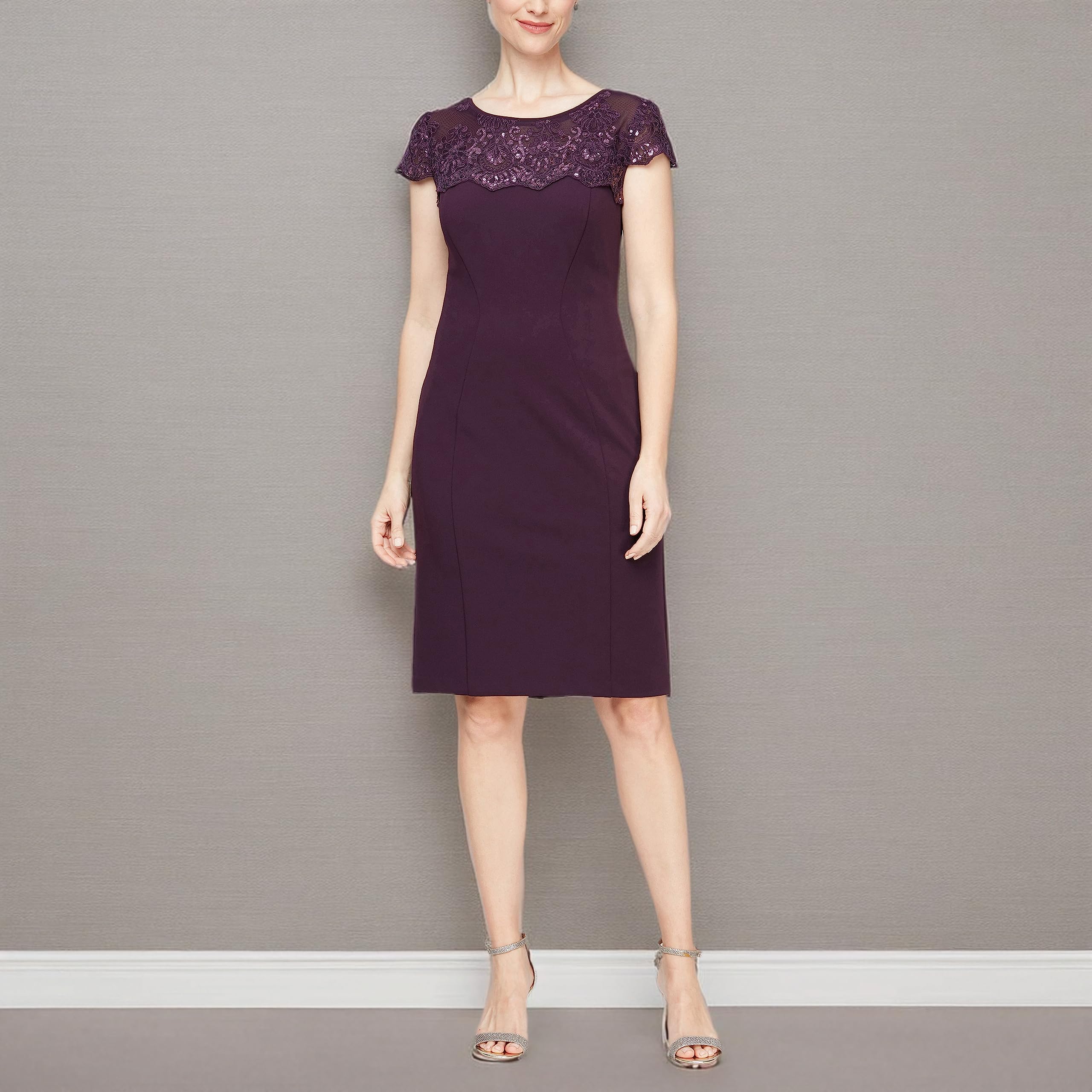 Alex Evenings Women's Short Embroidered Cocktail Dresses for Party, Wedding & Special Occasions | Elegant Floral Lace Formal Dress with Beaded Details | Plus Size Options Available
