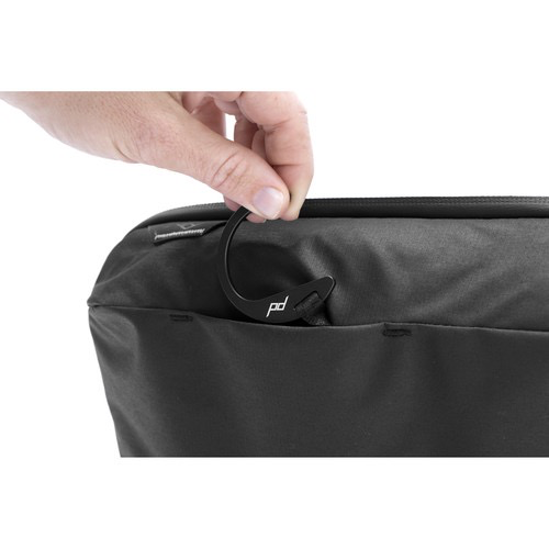 Peak Design Travel Wash Pouch - Waterproof Toiletry Bag for Men & Women, Compact Organizer for Cosmetics & Toiletries (Black) - Perfect for Camping, Gym, Business Trips & Air Travel