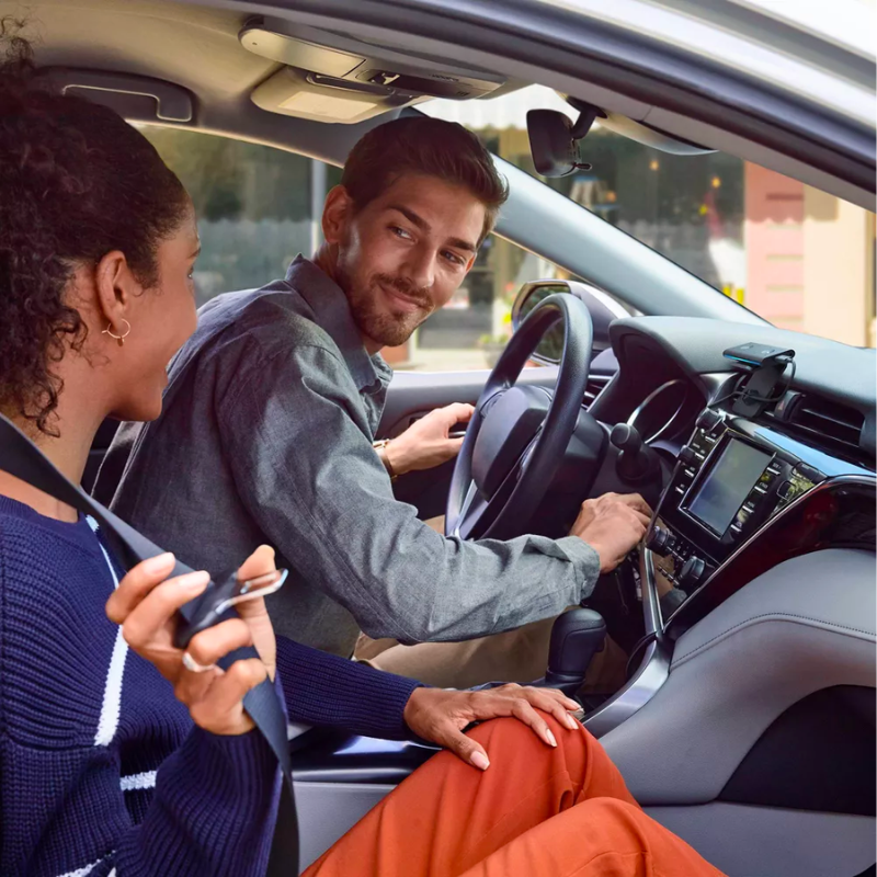Amazon Echo Auto with Alexa - Hands-Free Car Assistant for Music, Navigation & Smart Home Control - Perfect for Commuting & Road Trips