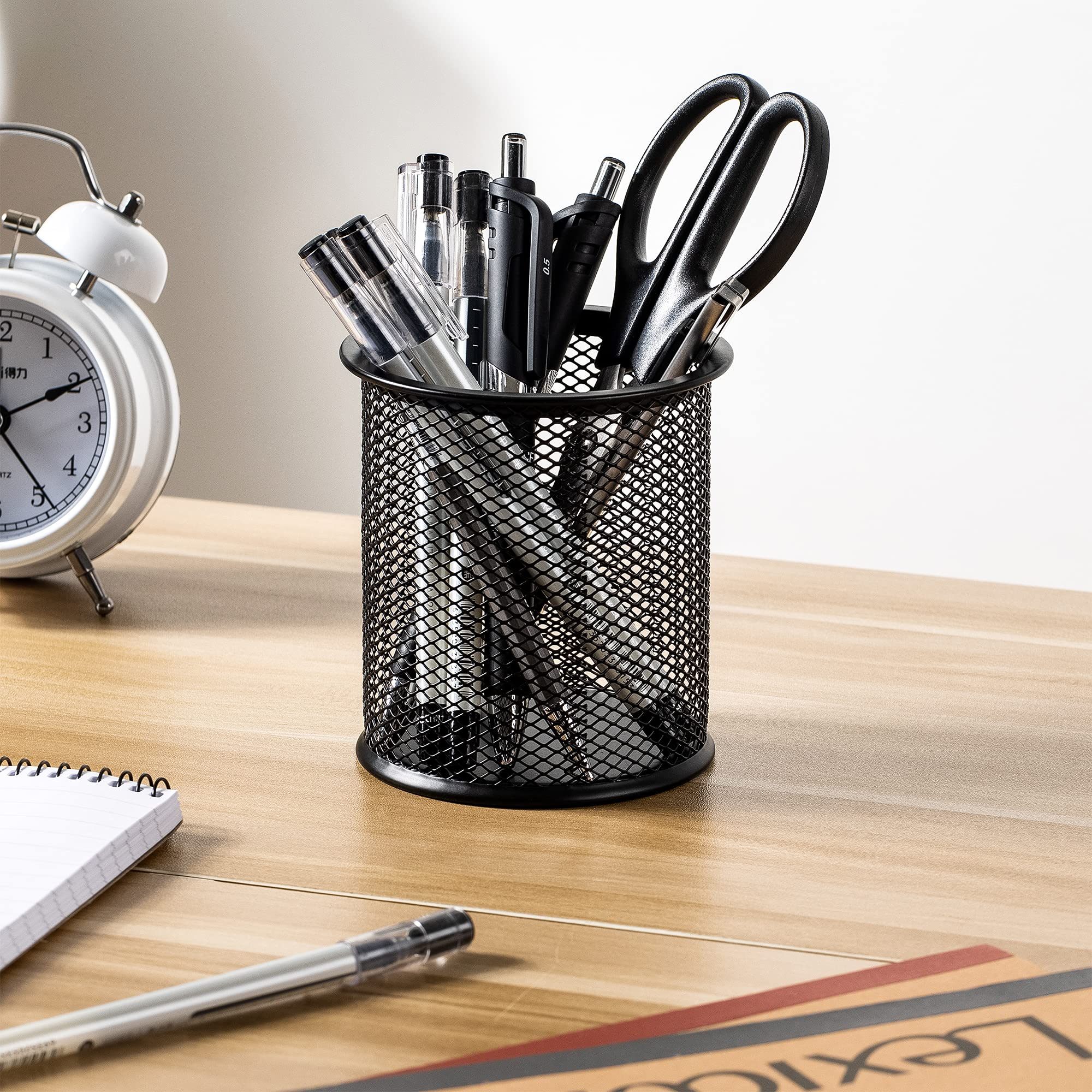 Amazon Basics Black Wire Mesh Pen Cup - Organizer for Office, School & Home Desk Accessories - Perfect for Pens, Pencils, Markers & Scissors