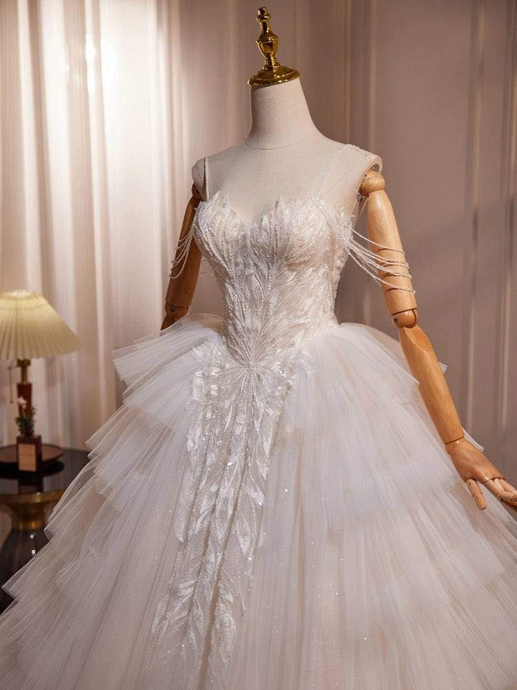 Elegant A-Line Sweetheart Neck Tulle Lace Light Champagne Long Wedding Dress with Beaded Details - Perfect for Bridal Ceremonies, Formal Events & Romantic Photos