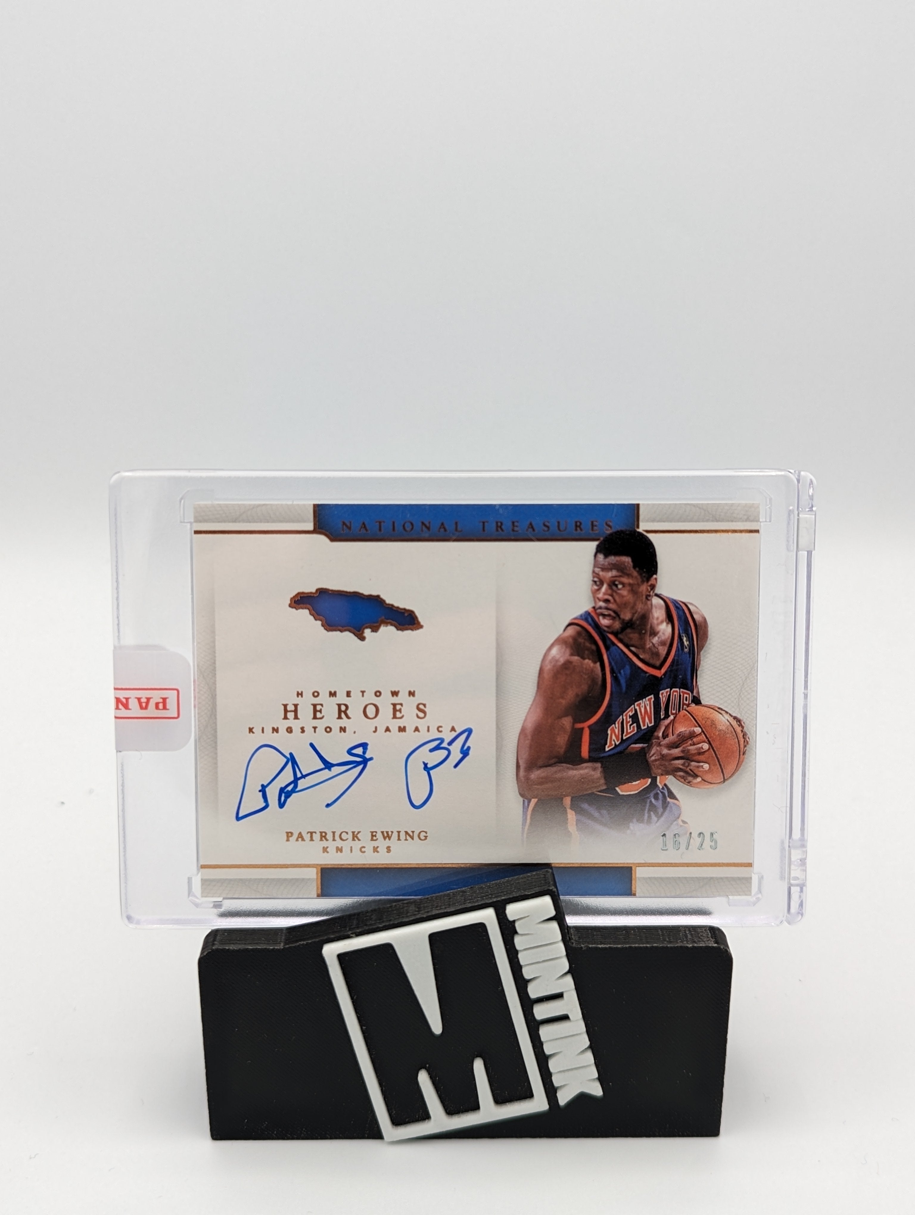 2016-17 Panini National Treasures Hometown Heroes Patrick Ewing Autographed Basketball Card 16/25 #3 - Rare Collectible for NBA Fans & Sports Memorabilia Enthusiasts