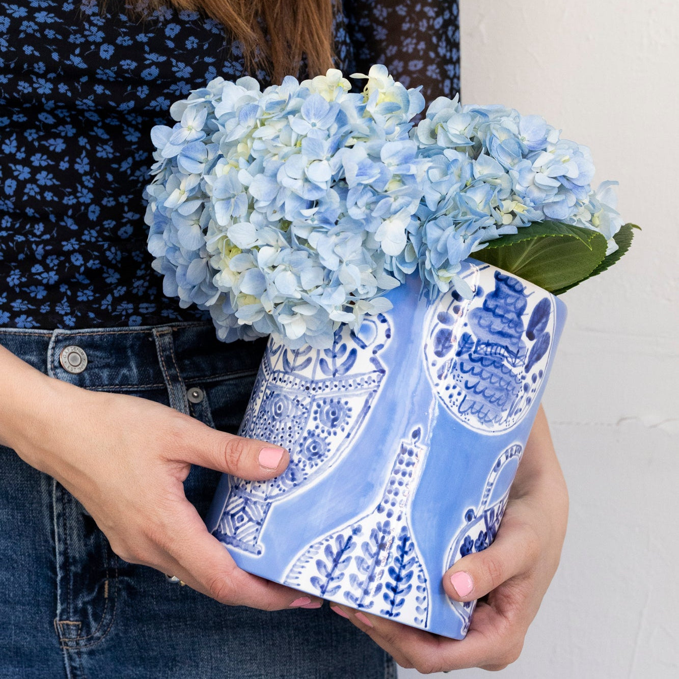 Freer House Utensil Vase - Elegant Ceramic Flower Vase for Home Decor, Kitchen & Dining Table Centerpiece | Perfect for Fresh Flowers, Artificial Arrangements & Wedding Decorations