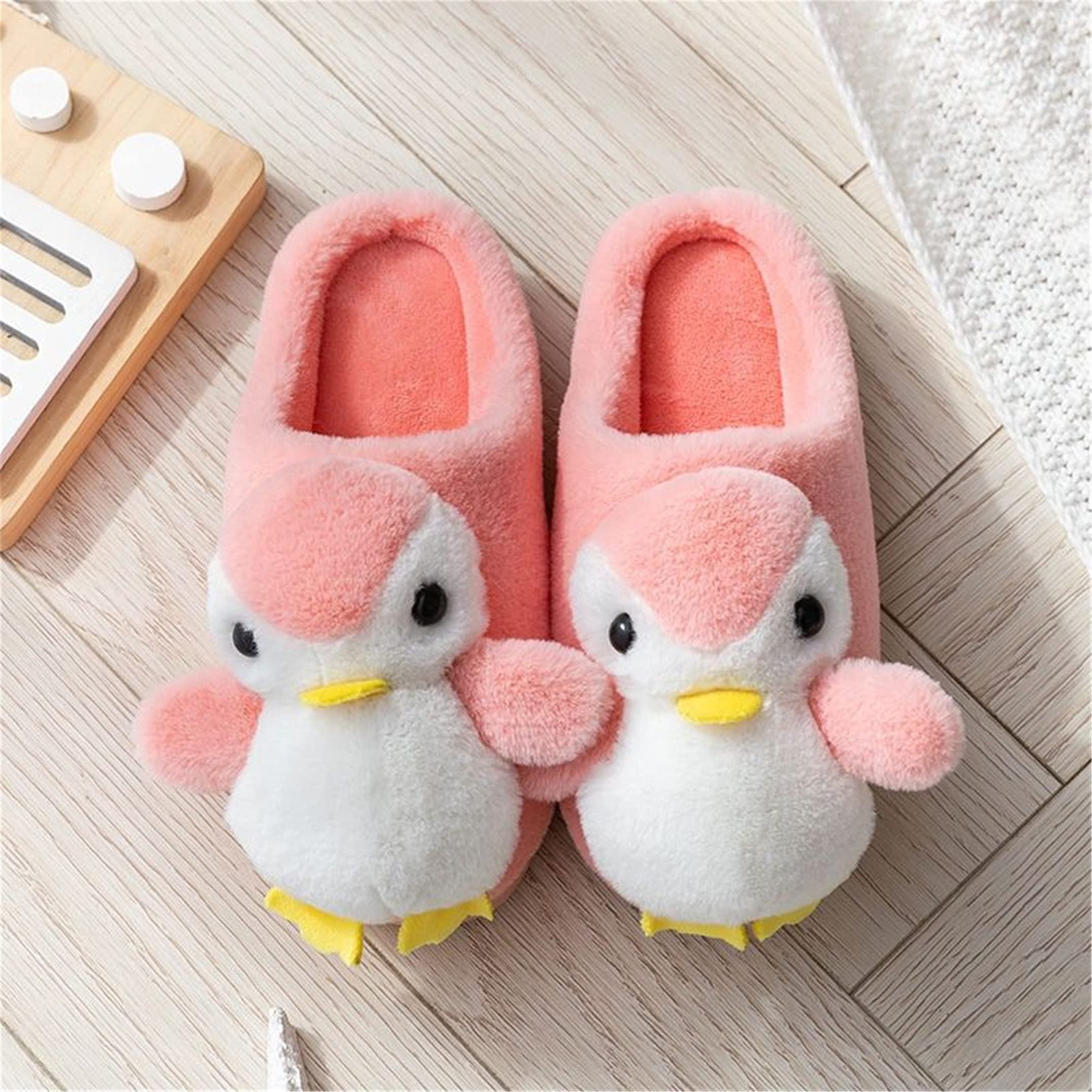 YILANLAN Women's Plush Winter Slippers - Cozy Animal Design Penguin House Shoes for Indoor Comfort & Warmth - Perfect for Home, Lounge, and Cold Weather Wear
