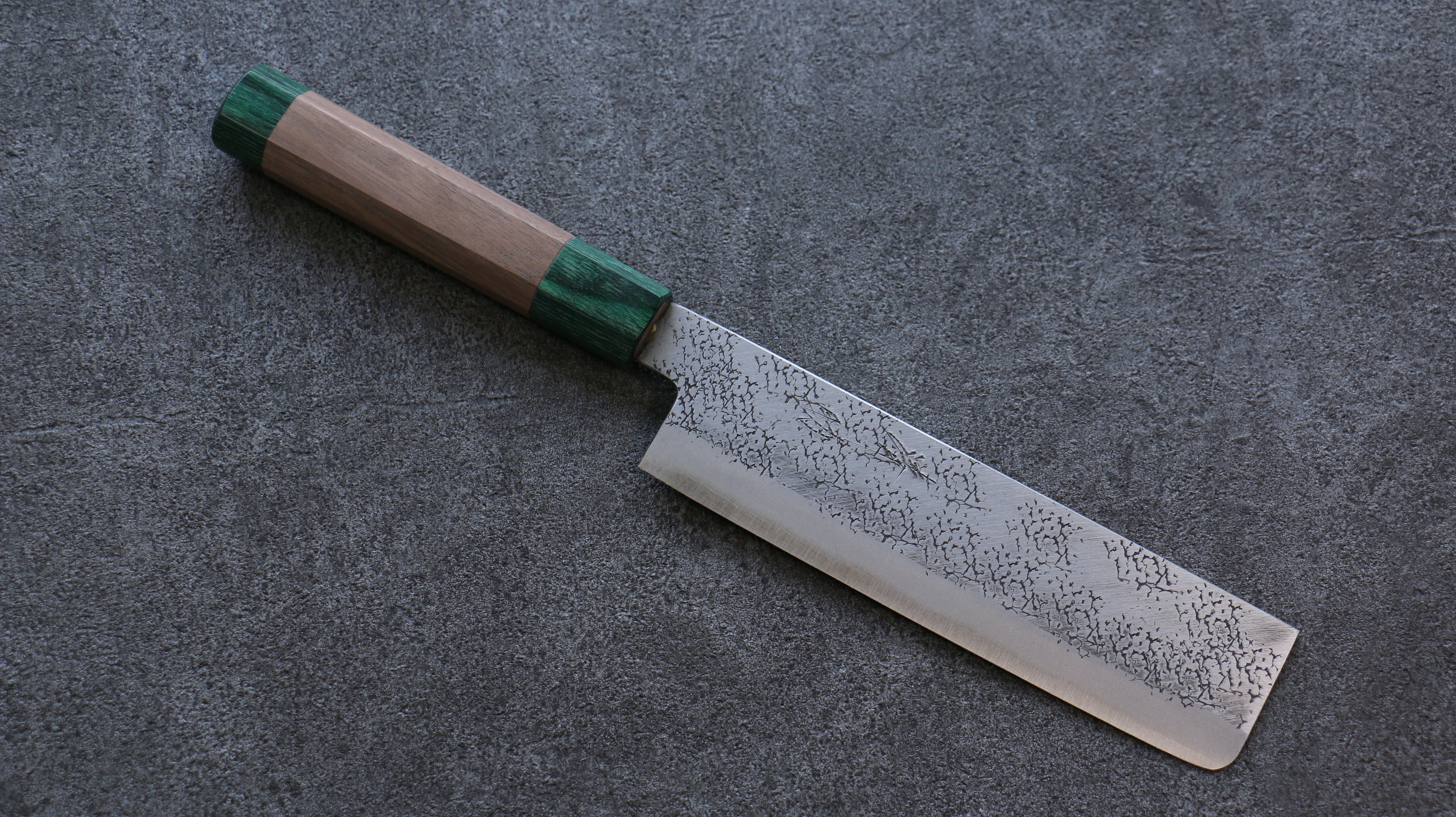 Premium Seisuke Blue Super Hammered Nakiri Knife 165mm - Japanese Chef Knife with Walnut & Double Green Pakka Wood Handle - Perfect for Slicing Vegetables, Herbs & Sushi Preparation