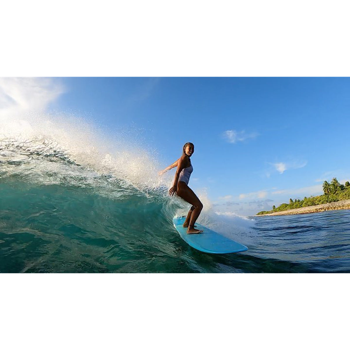 Modern Longboard Retro 9'6 PU Surfboard - Two Tone Green Design for Professional & Beginner Surfers | Perfect for Beach Waves & Coastal Cruising