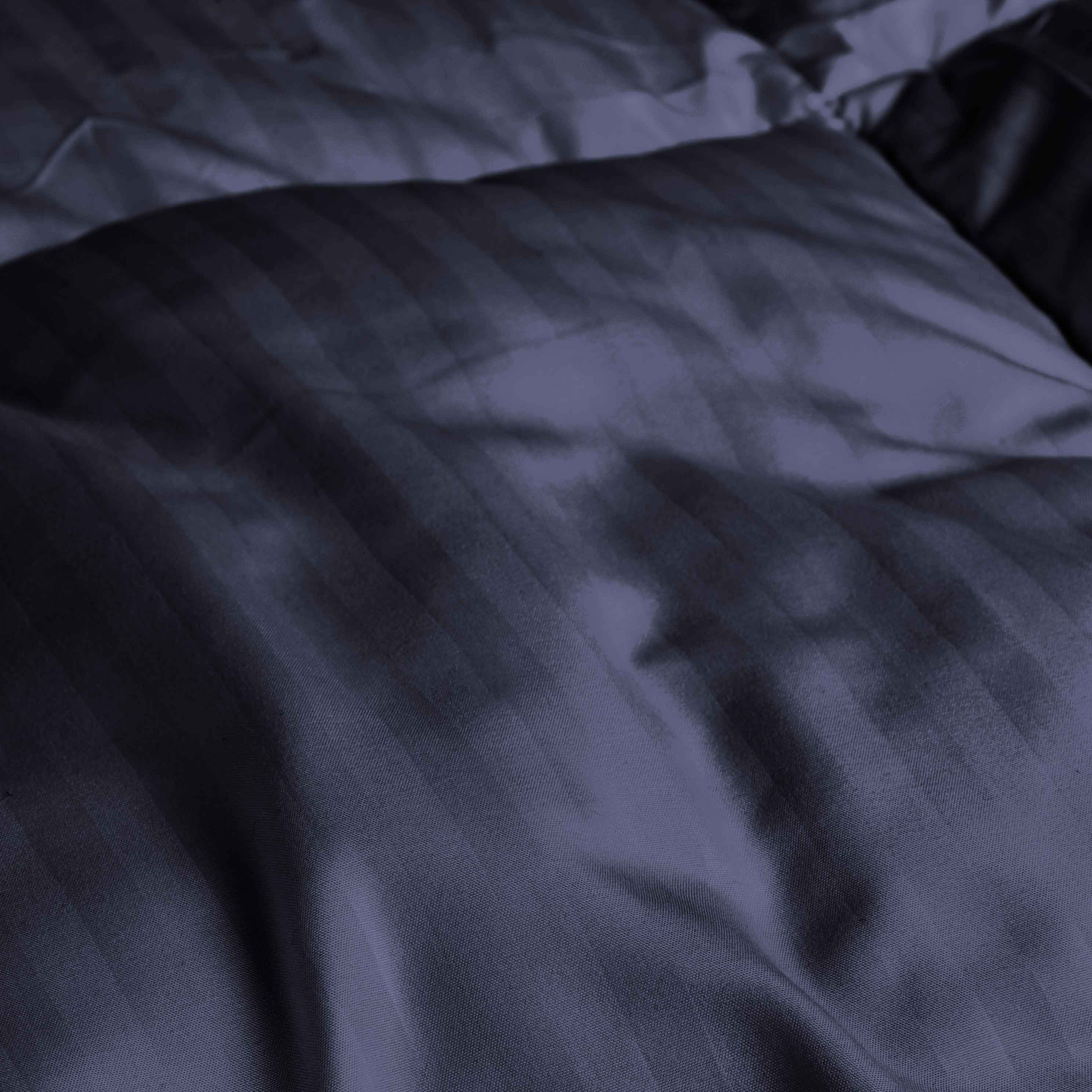 Reversible Striped Down Alternative Comforter - Soft & Lightweight All-Season Bedding for Cozy Sleep - Perfect for Bedrooms, Guest Rooms & Dorm Rooms