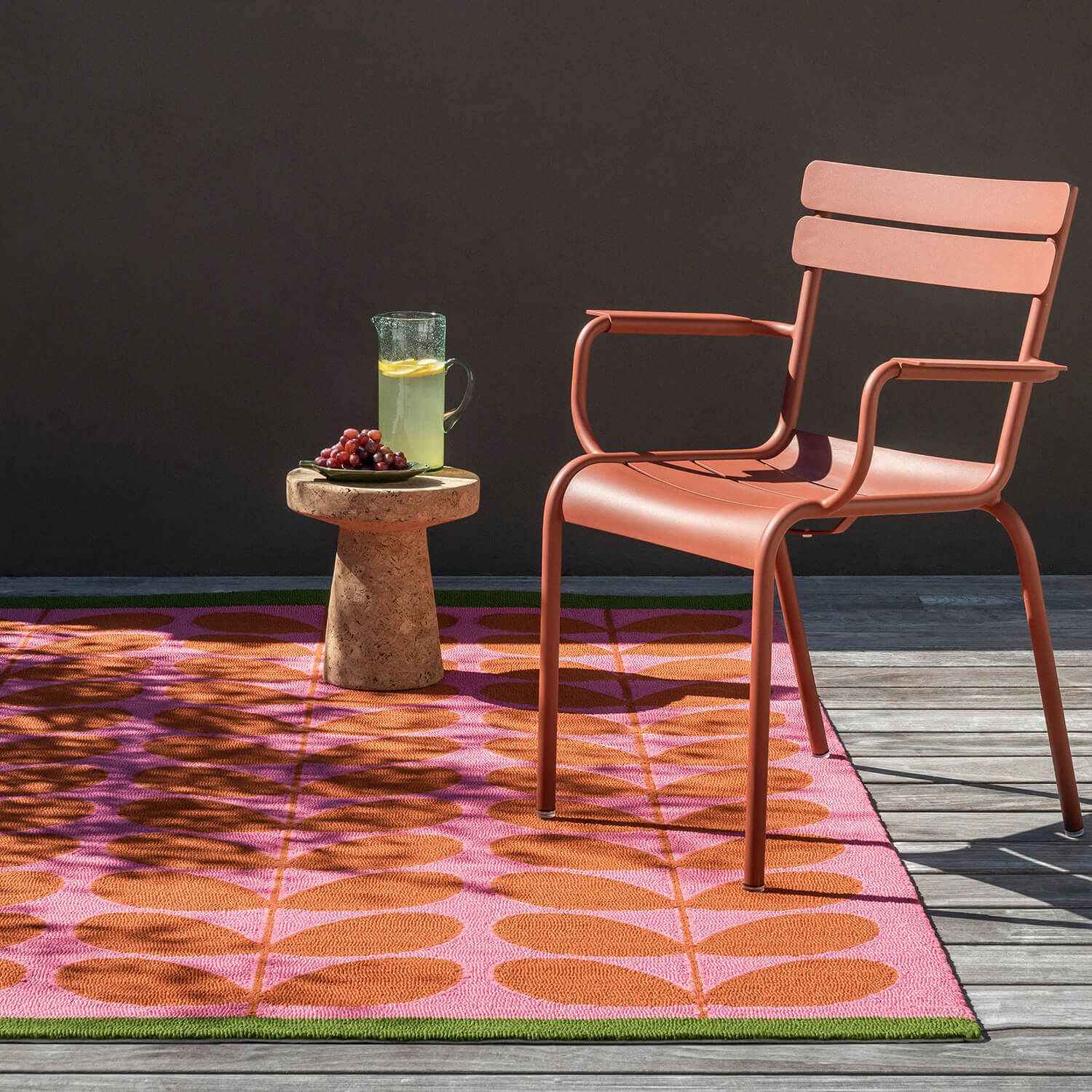Durable Paprika Solid Stem Outdoor Rug - All-Weather Resistant, UV Protected for Patio, Deck, and Garden Use