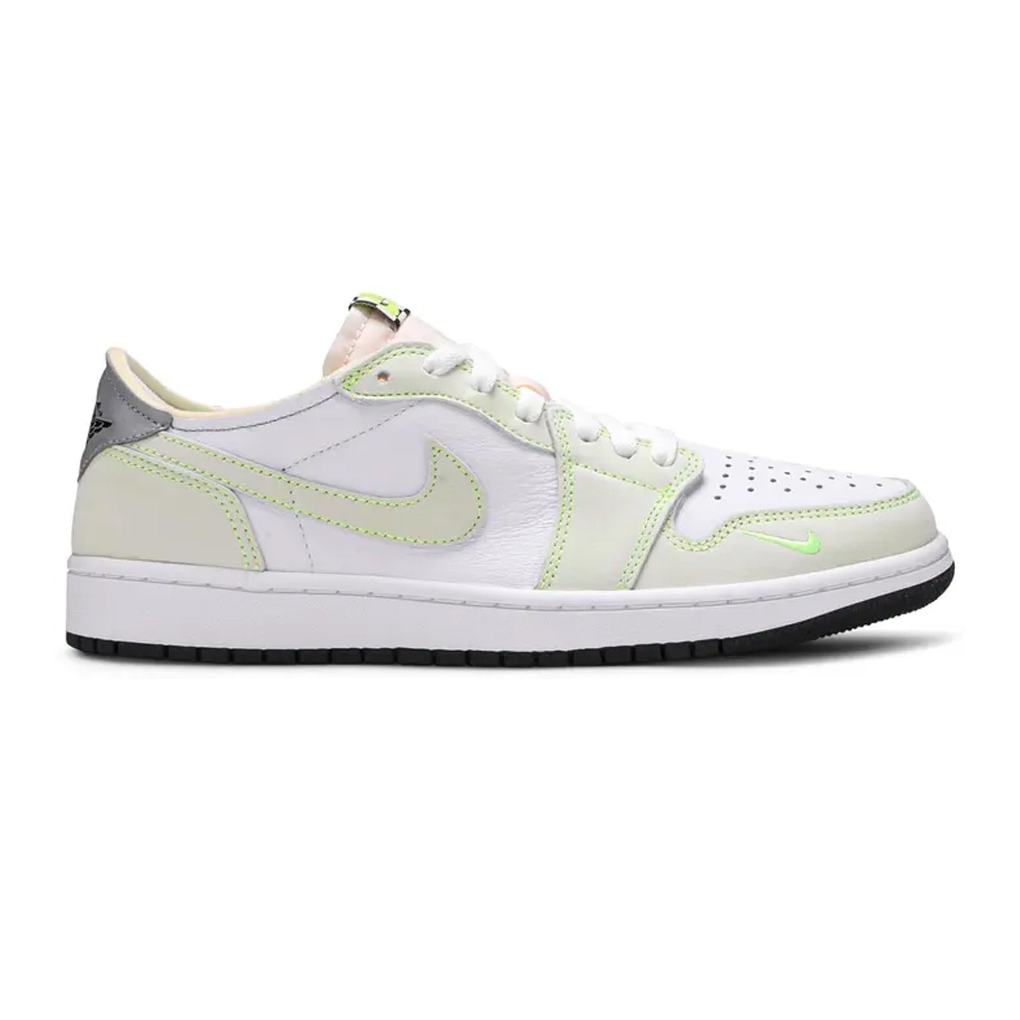 Air Jordan 1 Low OG 'Ghost Green' Men's Basketball Shoes - Stylish Retro Sneakers for Casual Wear, Street Fashion & Sports