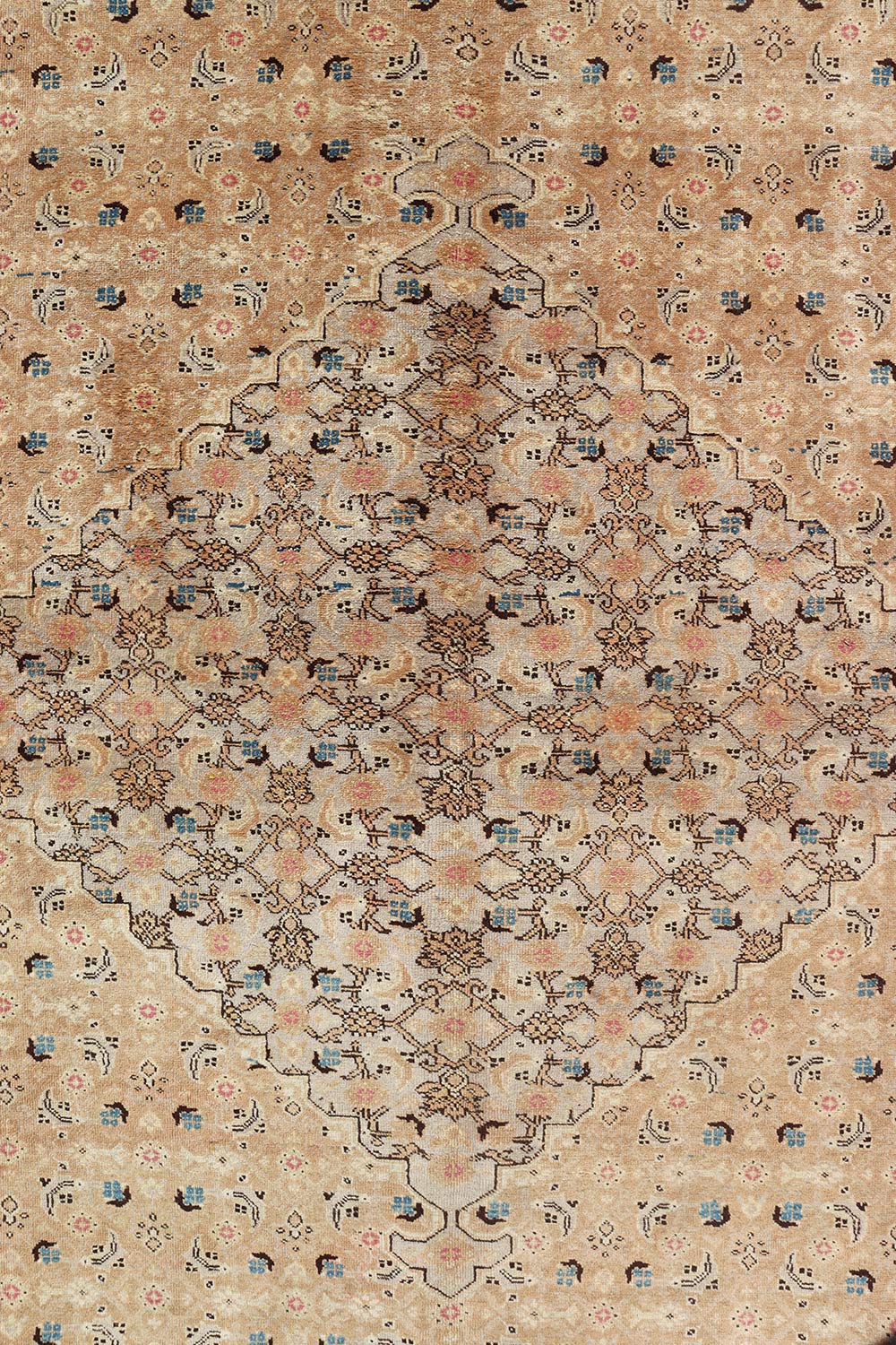 Handwoven Antique Tabriz Traditional Persian Rug JF8587 - Perfect for Living Room, Bedroom & Home Decor