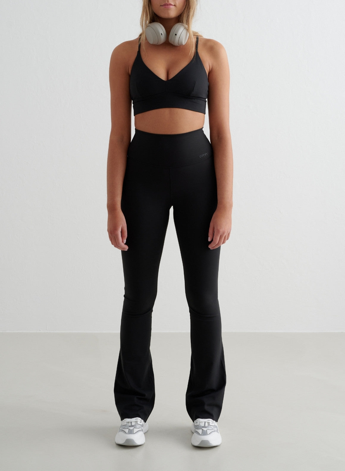 Black Sense Flare Tights & Strap Bra Set - High Waist Yoga Pants & Sports Bra for Women, Workout, Running, Gym & Lounge Wear