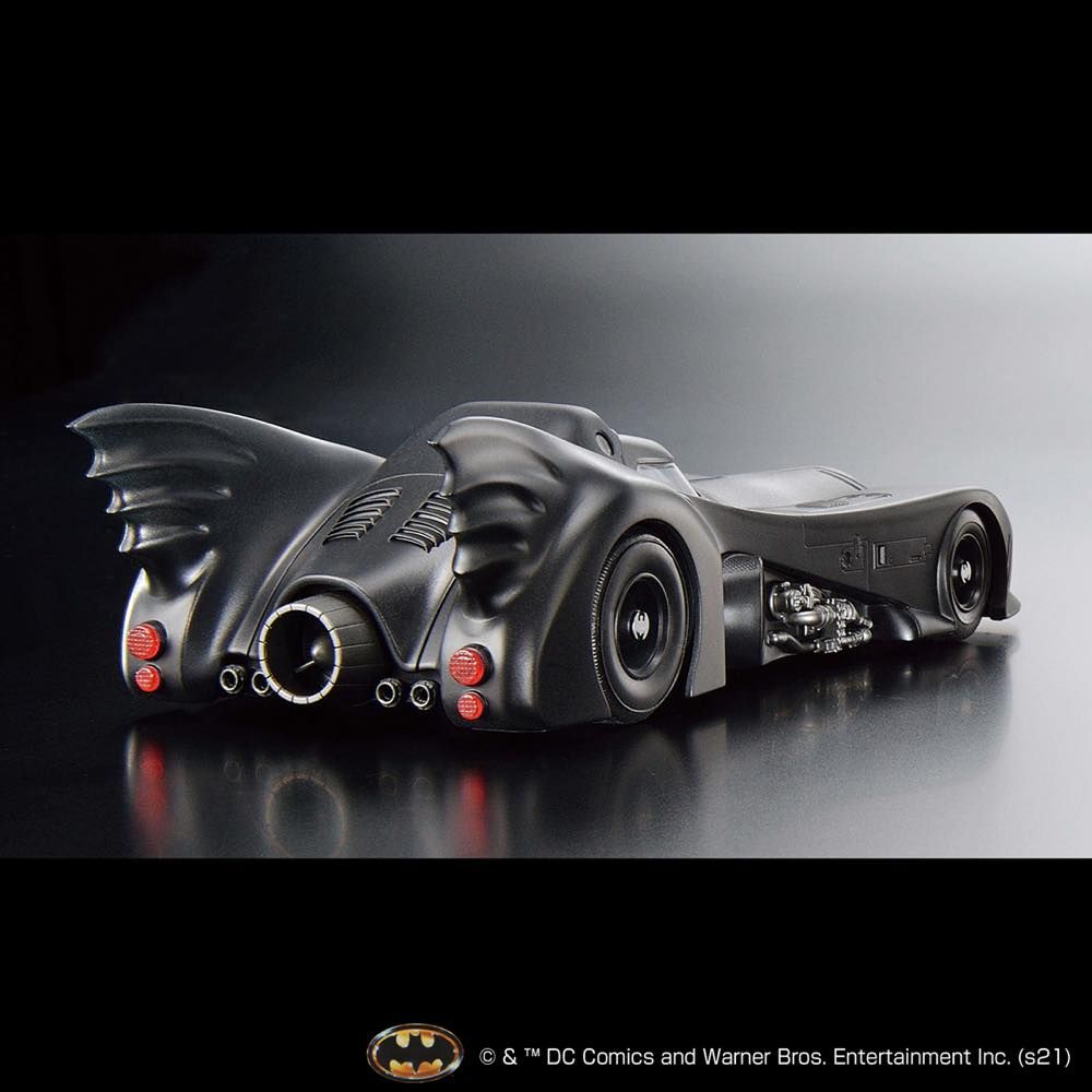Bandai 1/35 Scale Tim Burton's Batman Batmobile Model Kit - Perfect for Collectors & Movie Fans - Display, Gift, or DIY Project for Batman Enthusiasts